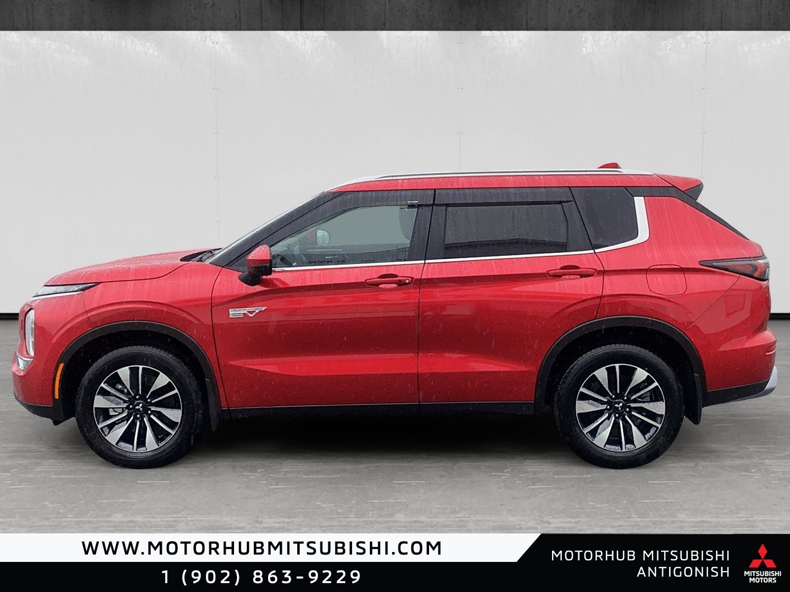Photo Mitsubishi Outlander Plug-in Hybrid LE S-AWC 2026 #5