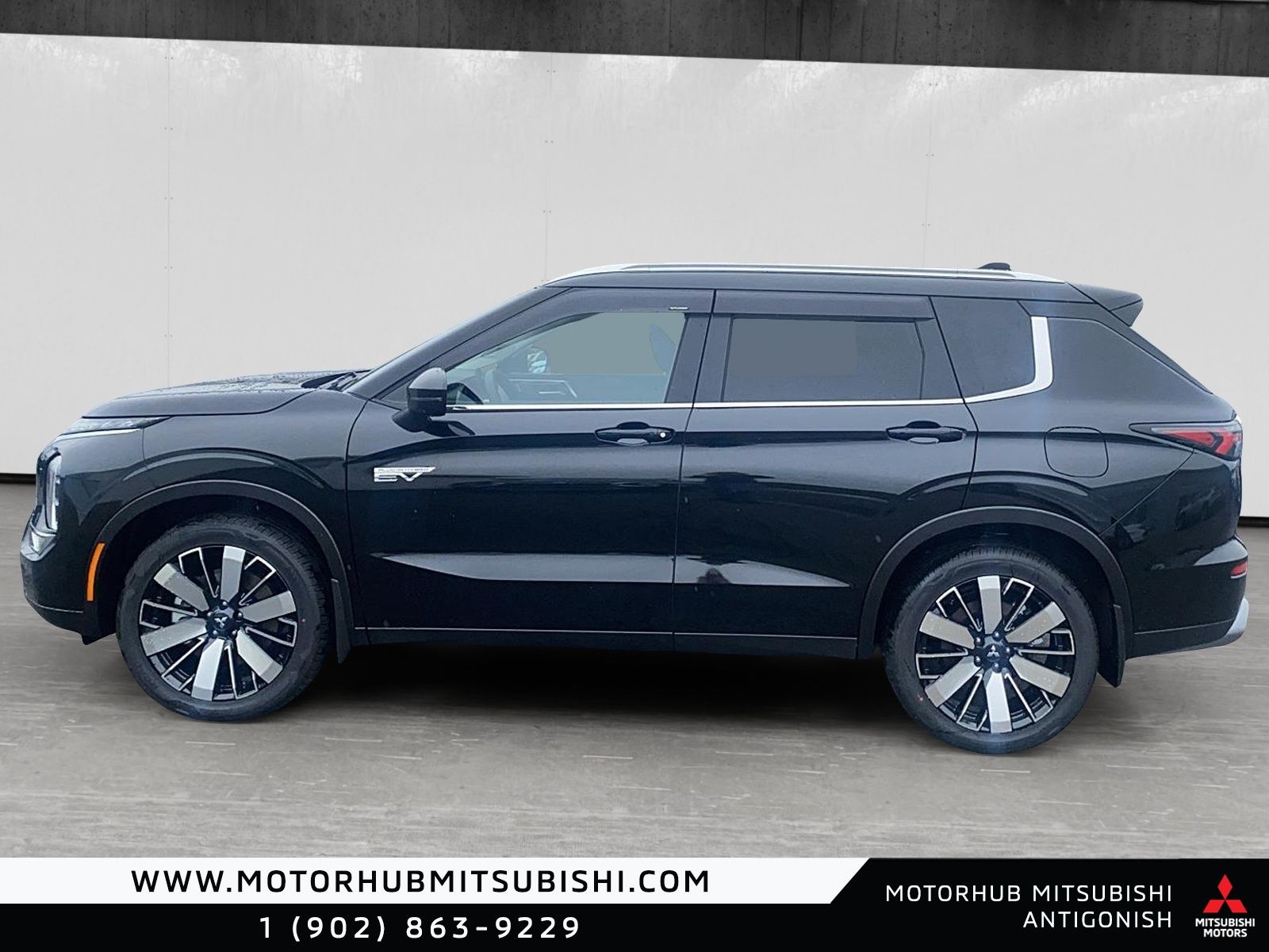 Photo Mitsubishi Outlander Plug-in Hybrid SEL S-AWC 2026 #5