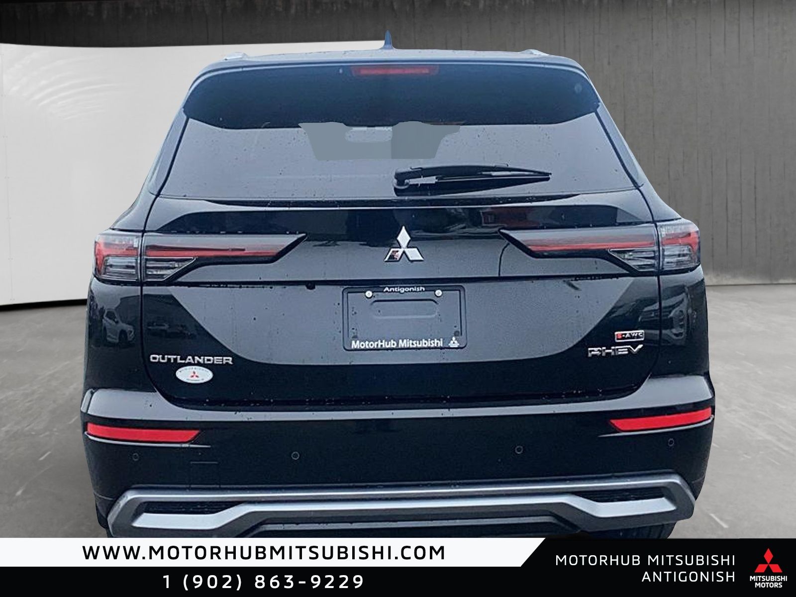 Photo Mitsubishi Outlander Plug-in Hybrid SEL S-AWC 2026 #3
