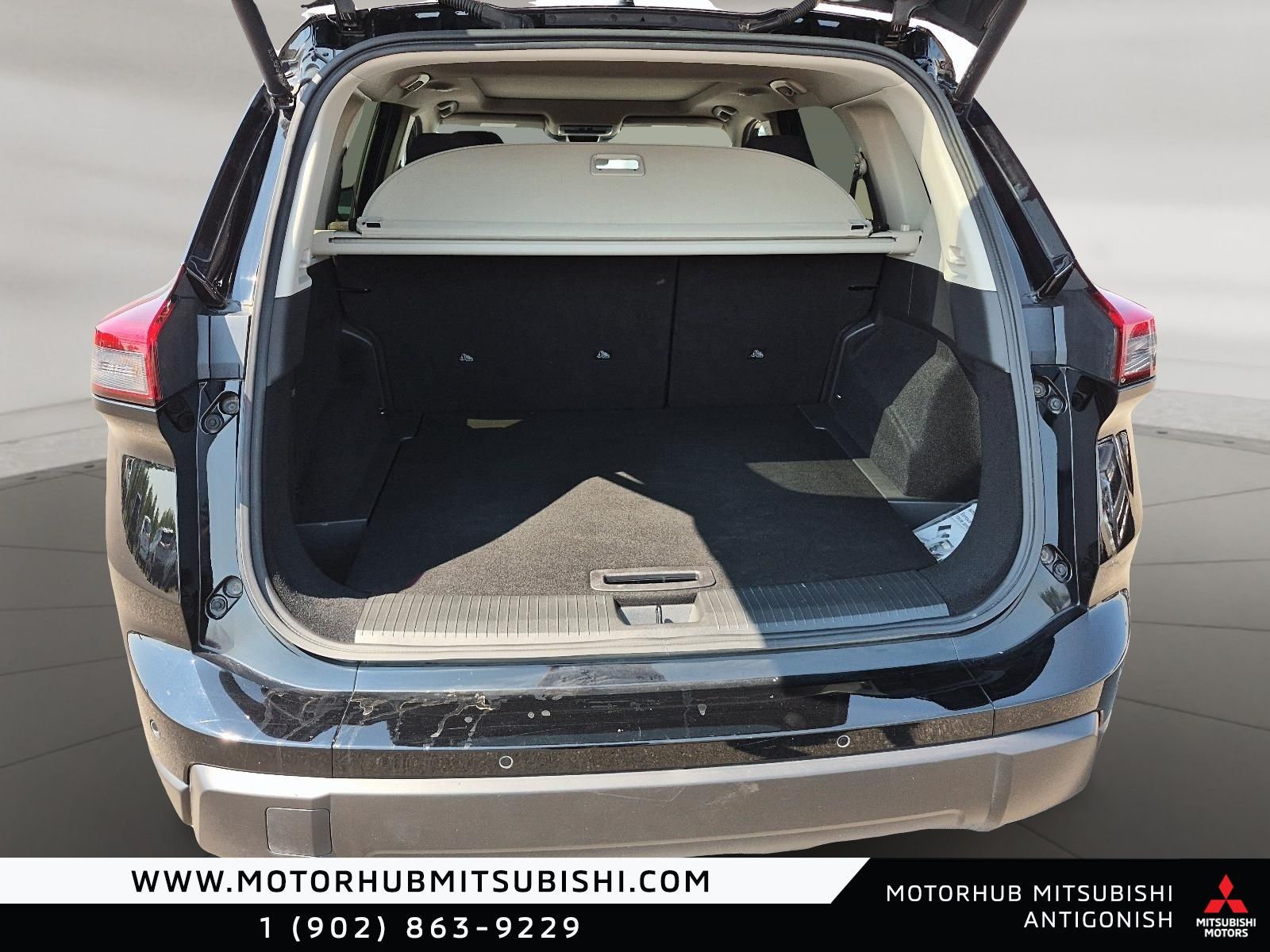 Photo 2024 Nissan Rogue SV Moonroof #6