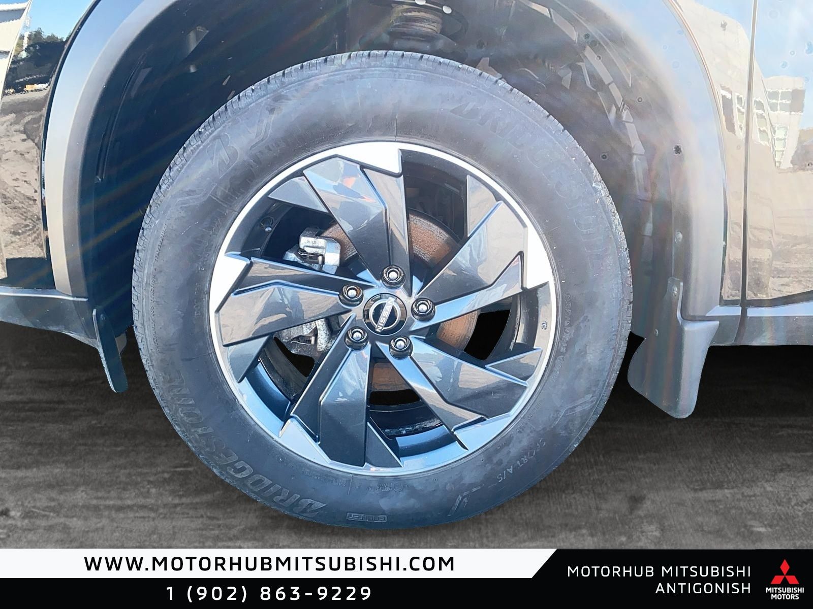 Photo 2024 Nissan Rogue SV Moonroof #7