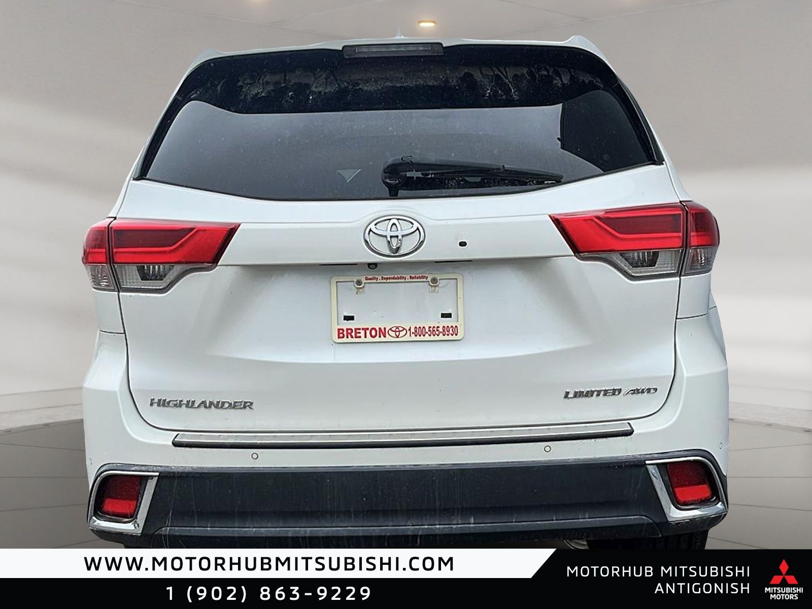Photo 2019 Toyota Highlander Limited #3