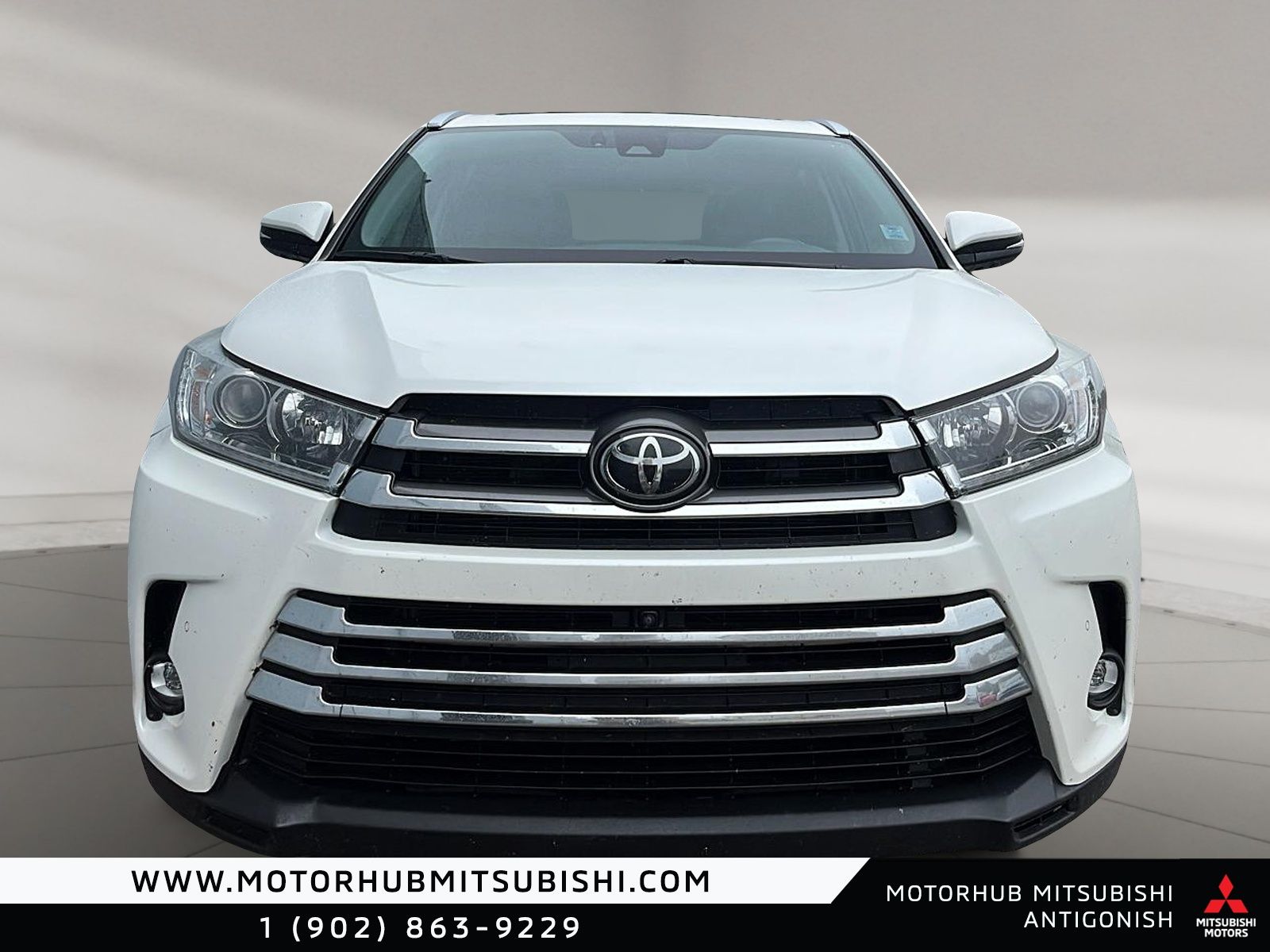Photo 2019 Toyota Highlander Limited #2