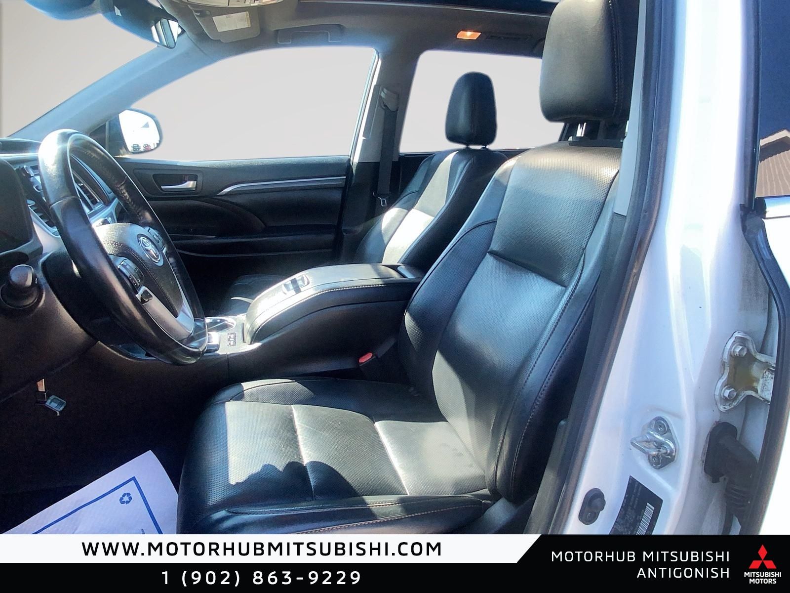 Photo 2019 Toyota Highlander Limited #8