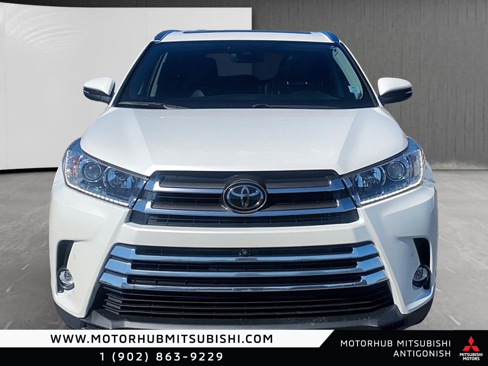 Photo 2019 Toyota Highlander Limited #2