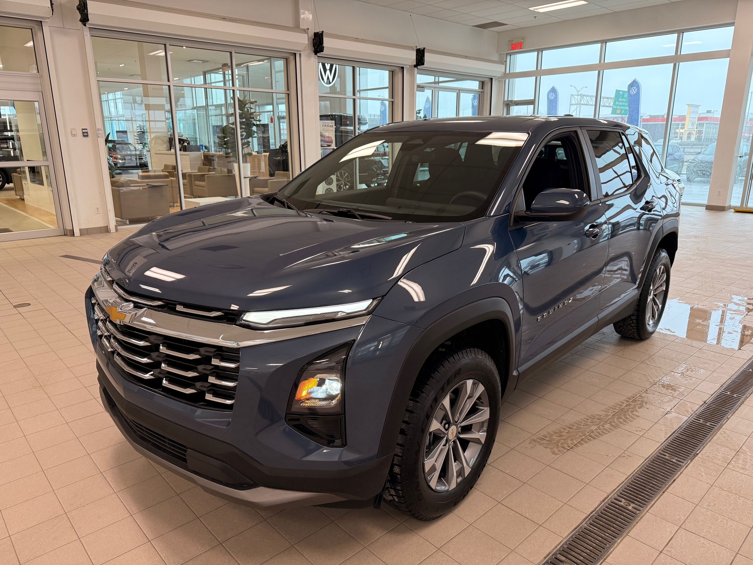 2025 Chevrolet Equinox FWD LT