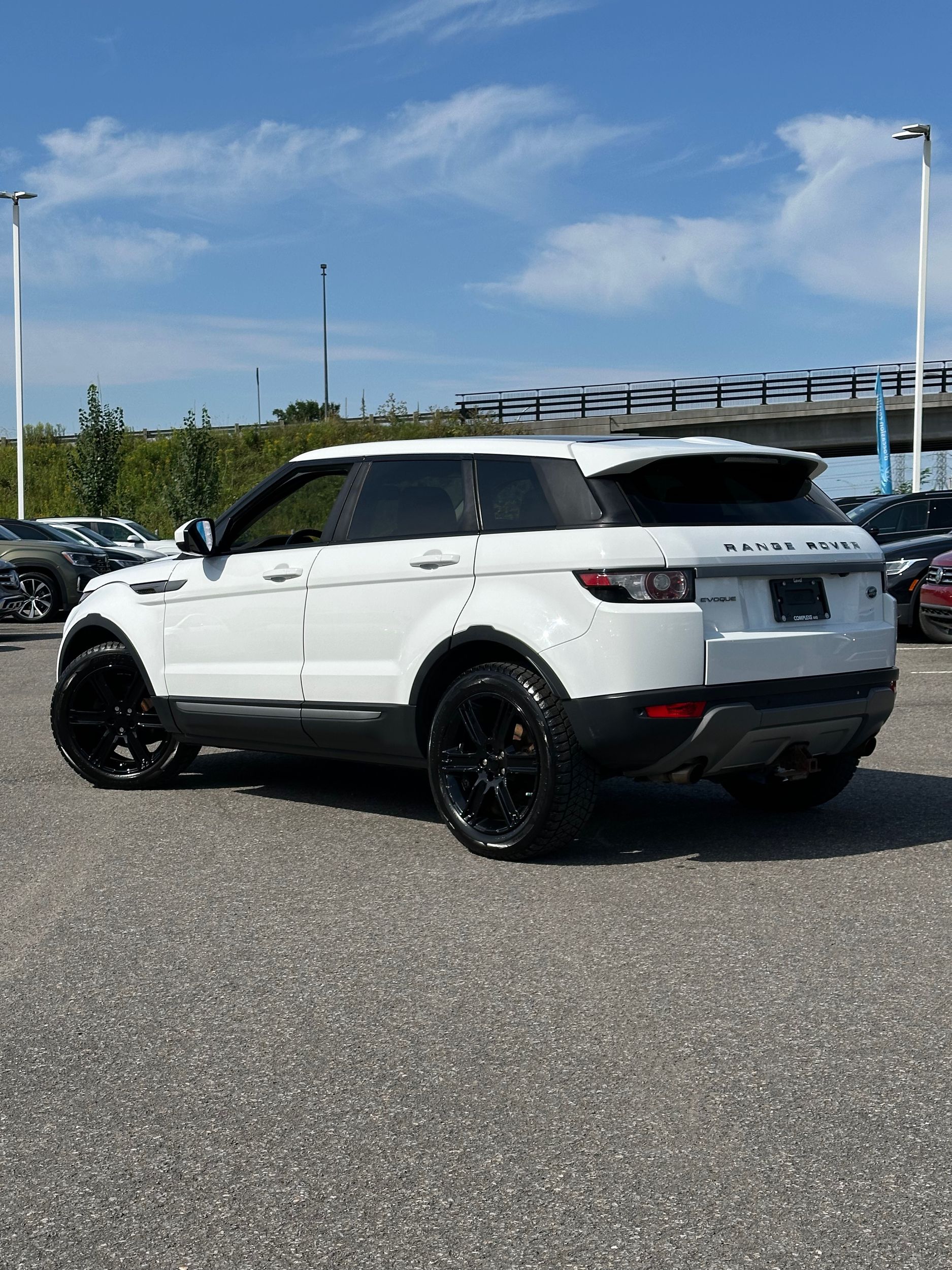 Photo 2015 Land Rover Range Rover Evoque Pure Plus #4