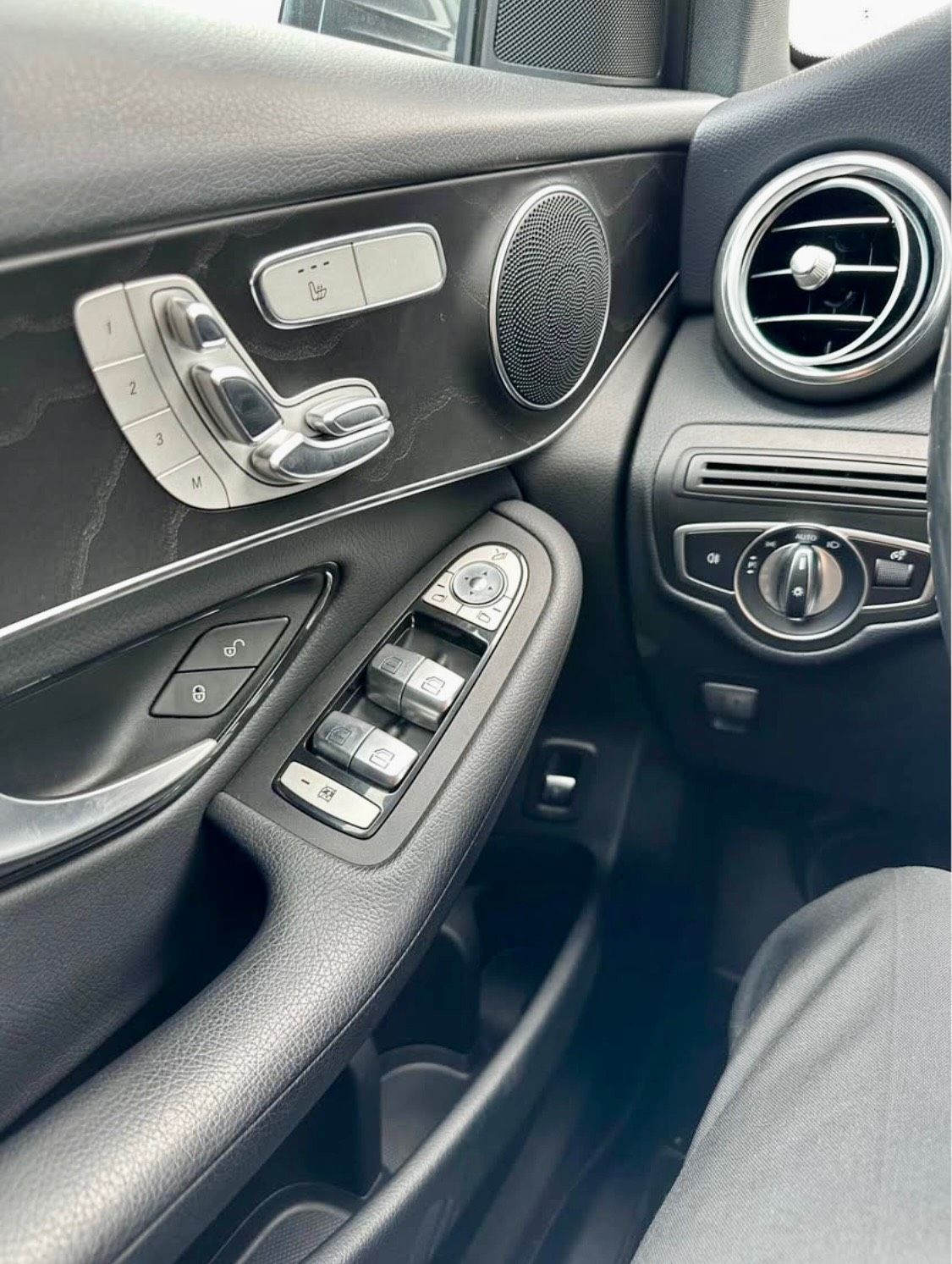 Photo 2022 Mercedes-Benz GLC GLC 300 #8