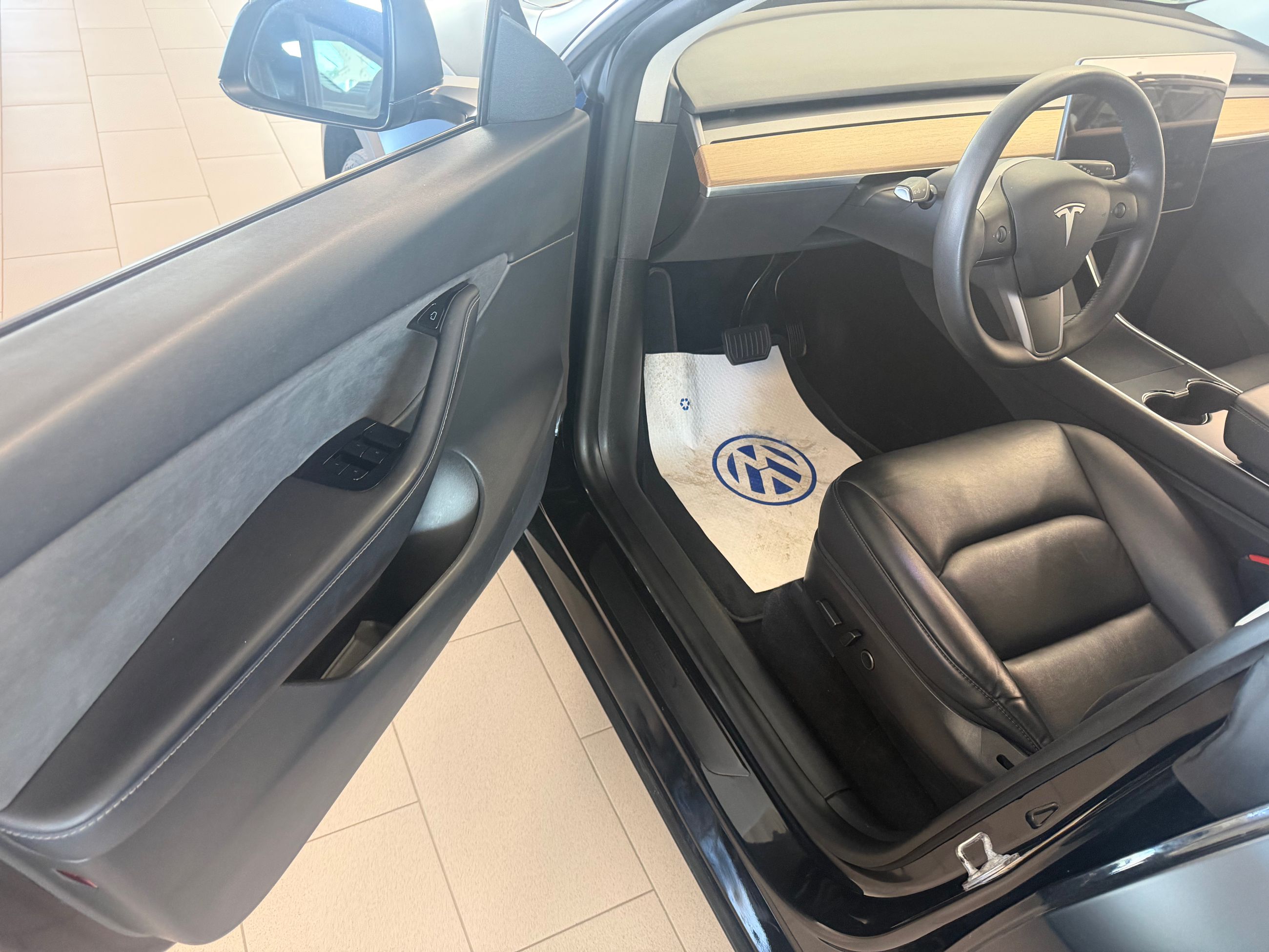 Photo 2021 Tesla Model Y Long Range #8