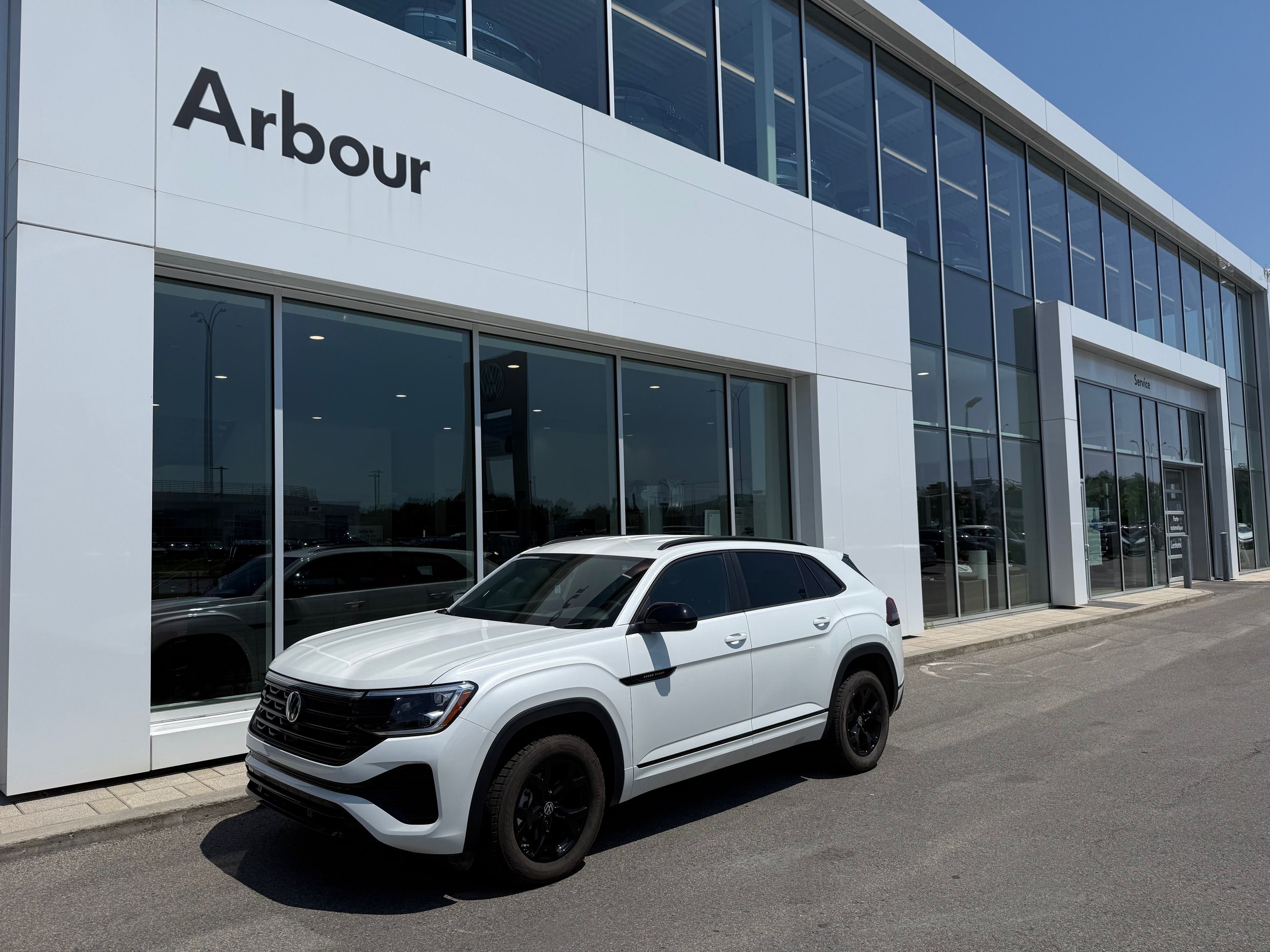 Photo Volkswagen Atlas Cross Sport Comfortline R-Line Black Edition 2025 #1