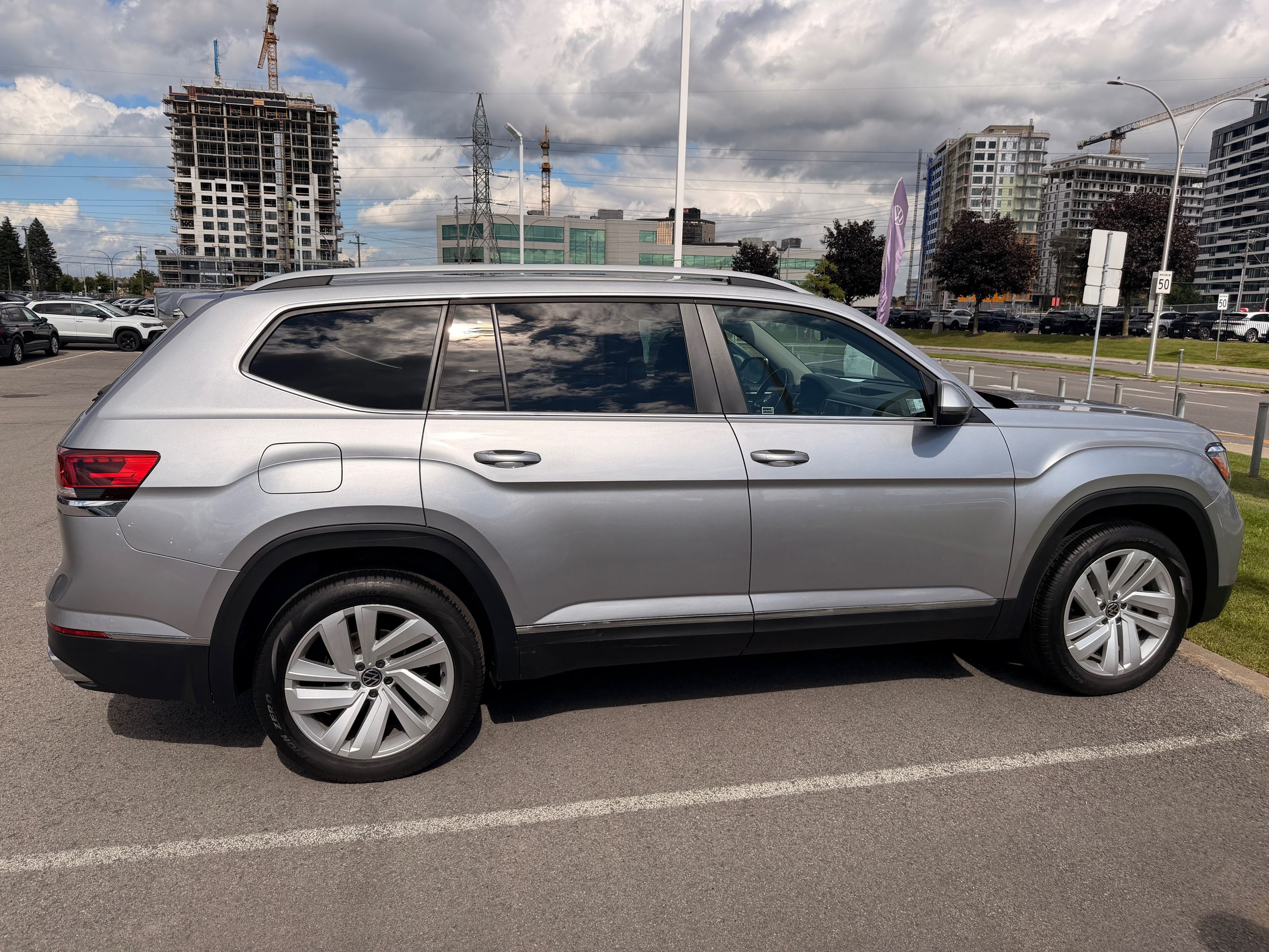 Photo 2021 Volkswagen Atlas Highline #4
