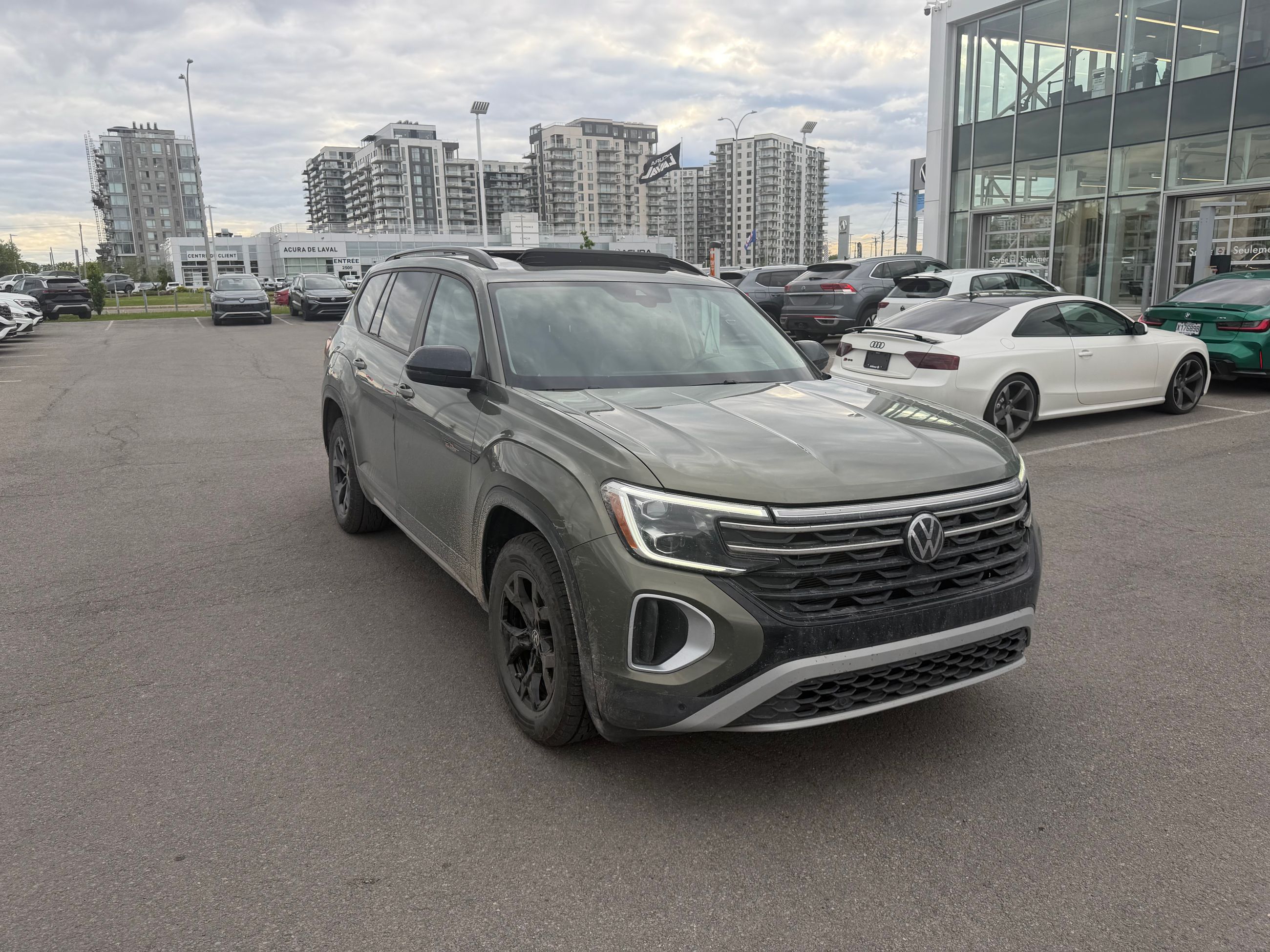 2024 Volkswagen Atlas Peak Edition