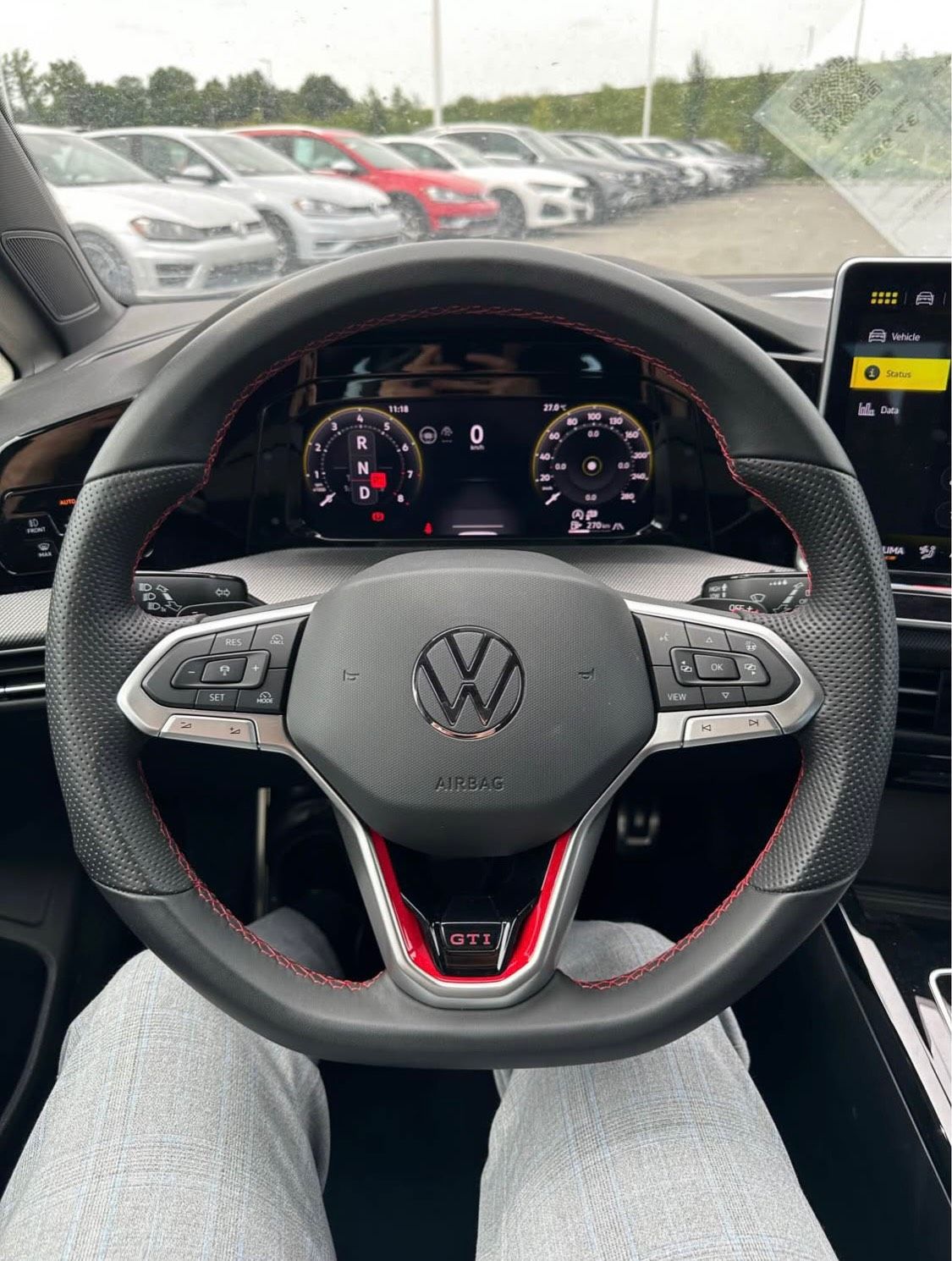 Photo 2025 Volkswagen Golf GTI #8