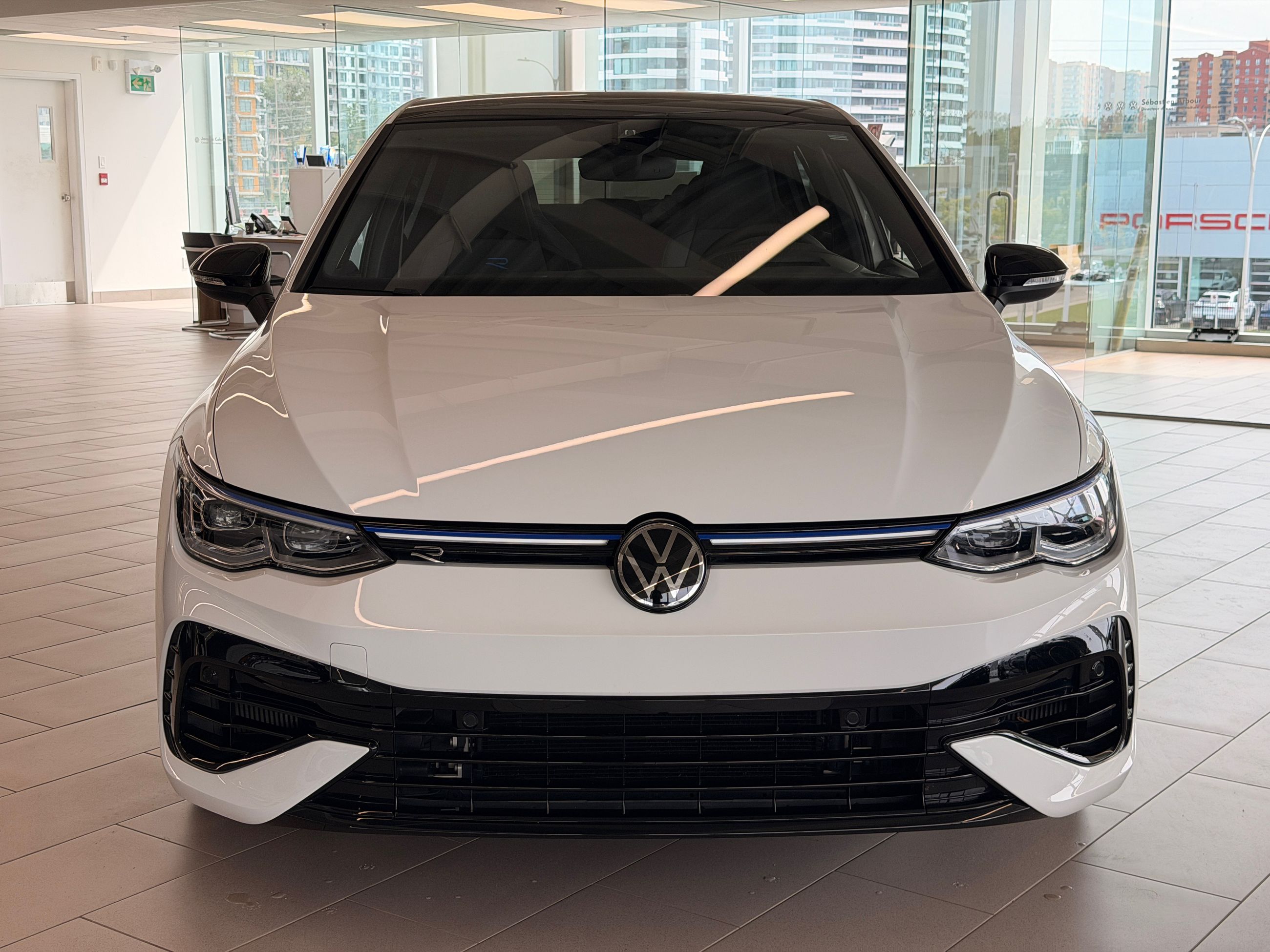 Photo Volkswagen Golf R dsg 2024 #2