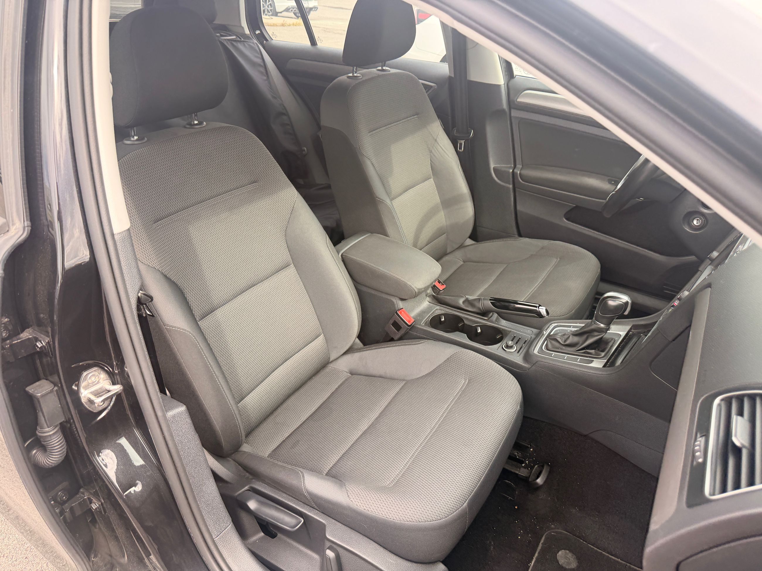 Photo Volkswagen Golf Comfortline 2017 #7
