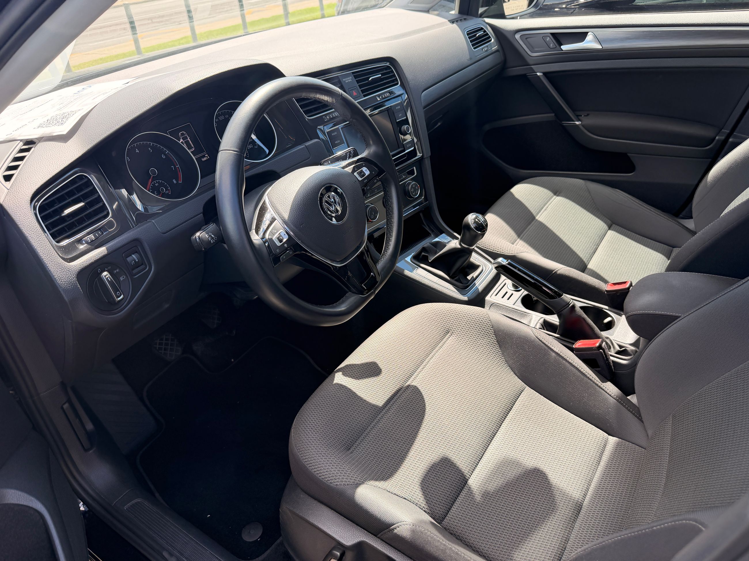 Photo Volkswagen Golf Comfortline 2019 #8