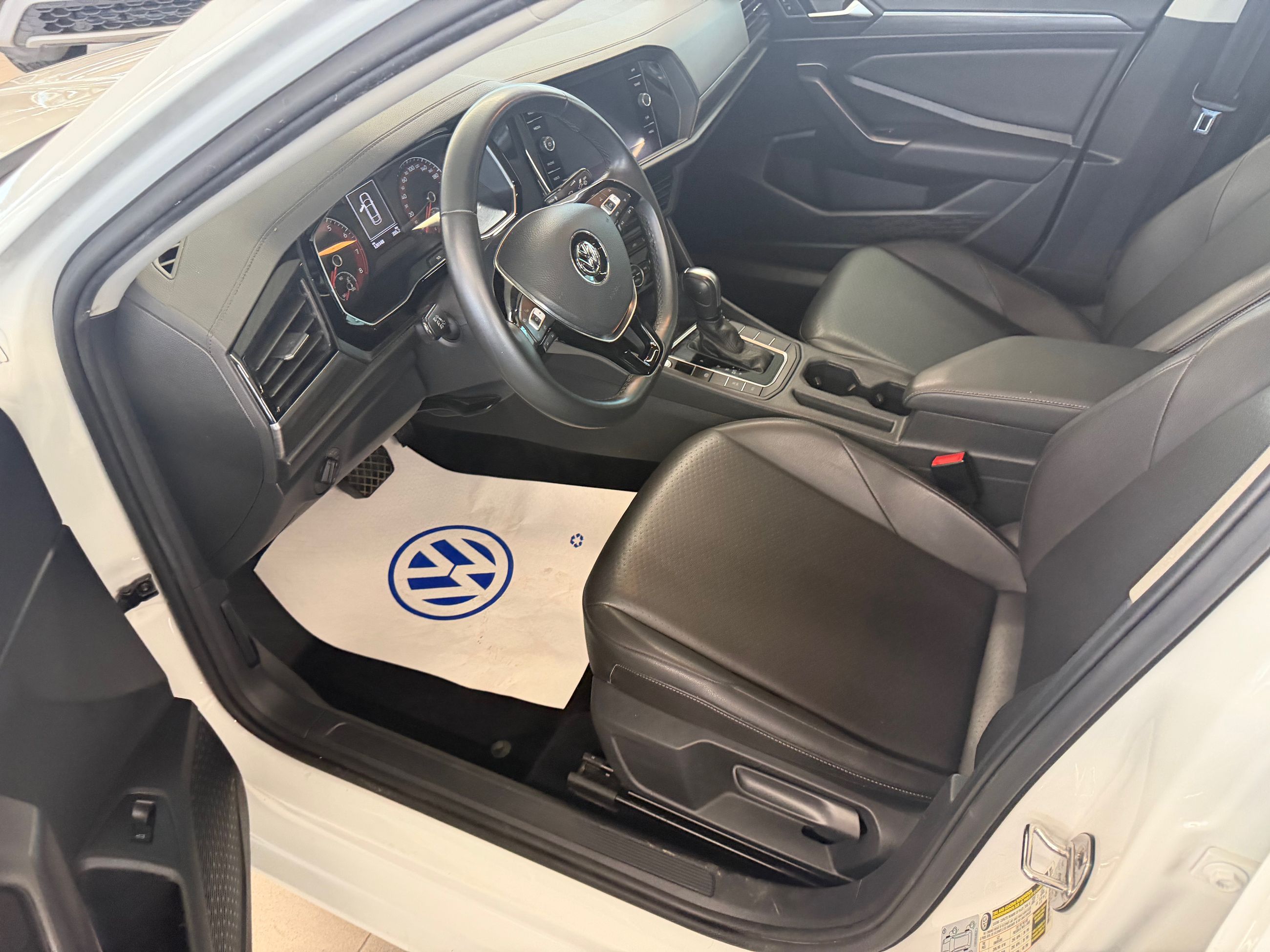 Photo 2020 Volkswagen Jetta Highline #8