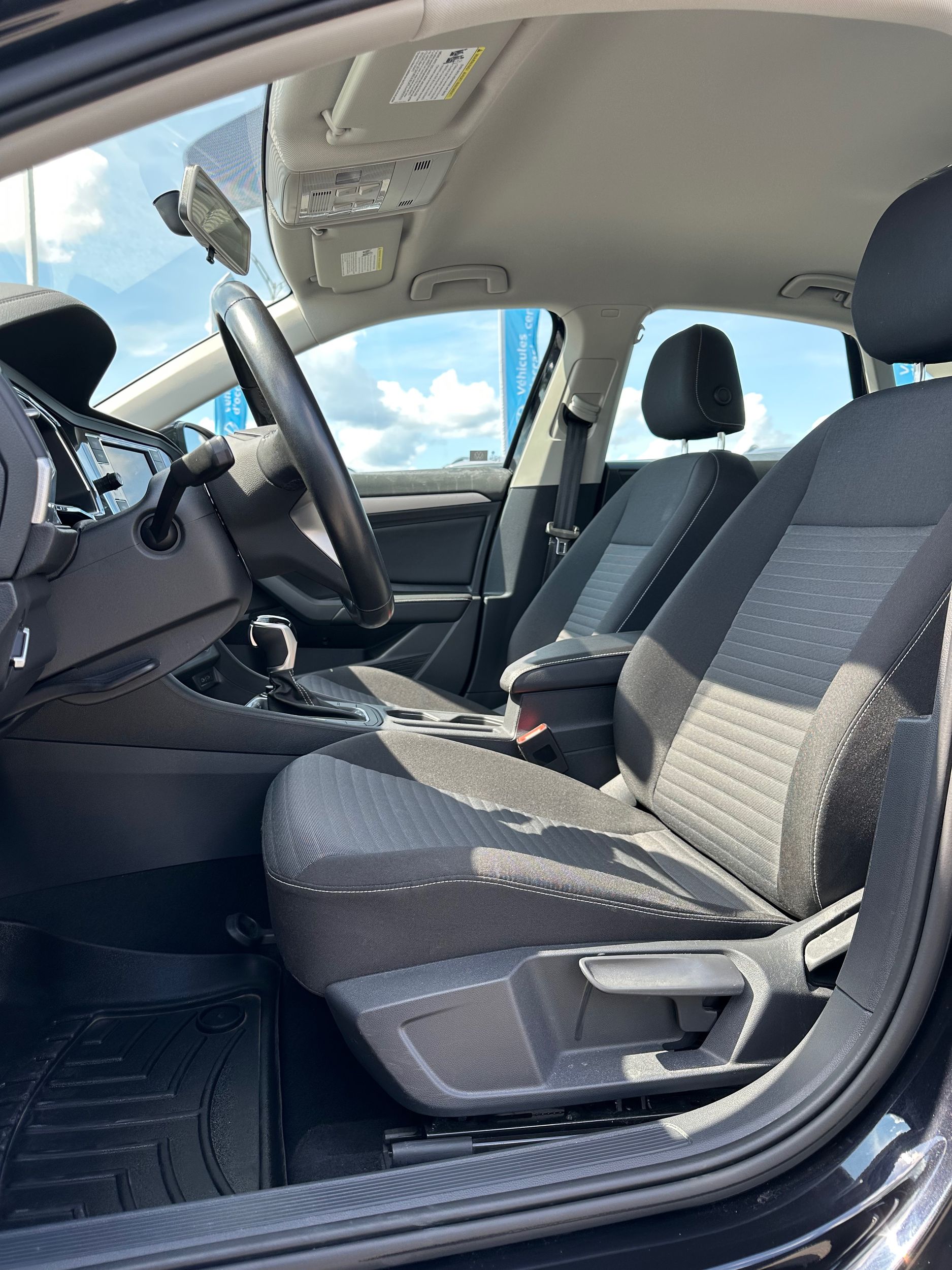 Photo 2022 Volkswagen Jetta Trendline #7