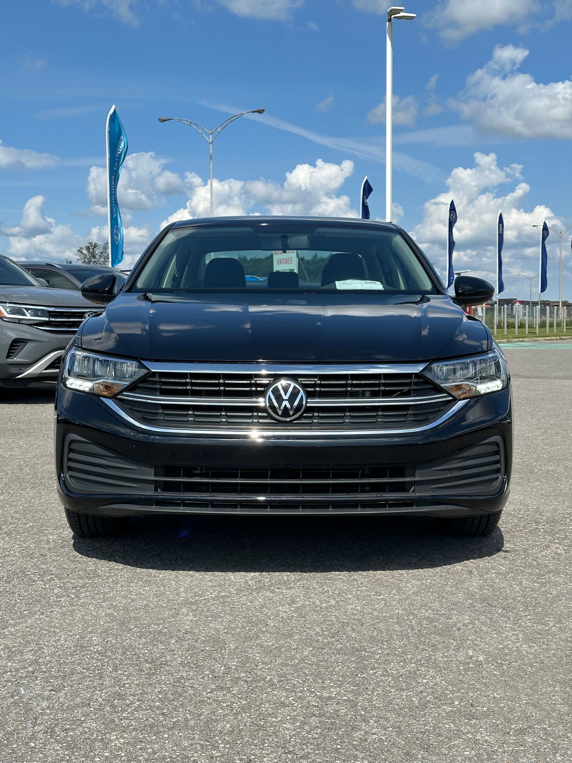 Photo 2022 Volkswagen Jetta Trendline #2
