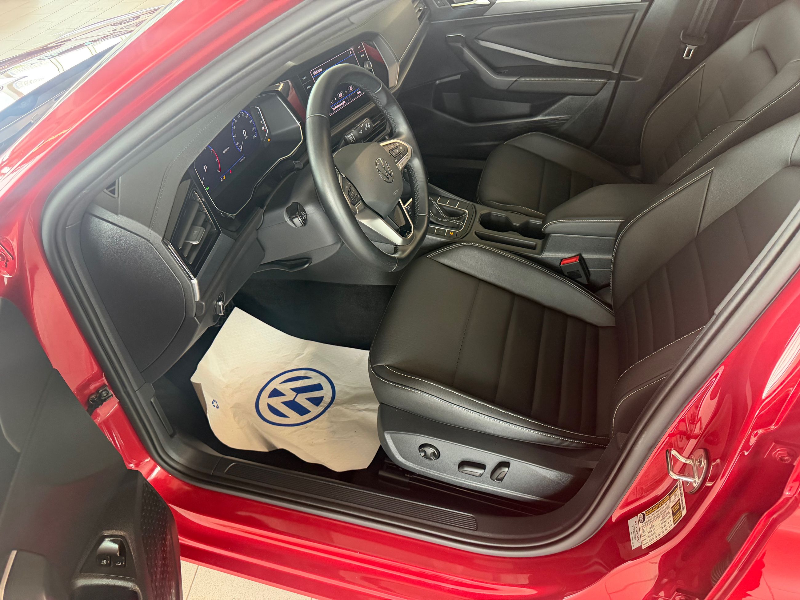 Photo 2022 Volkswagen Jetta Comfortline #8