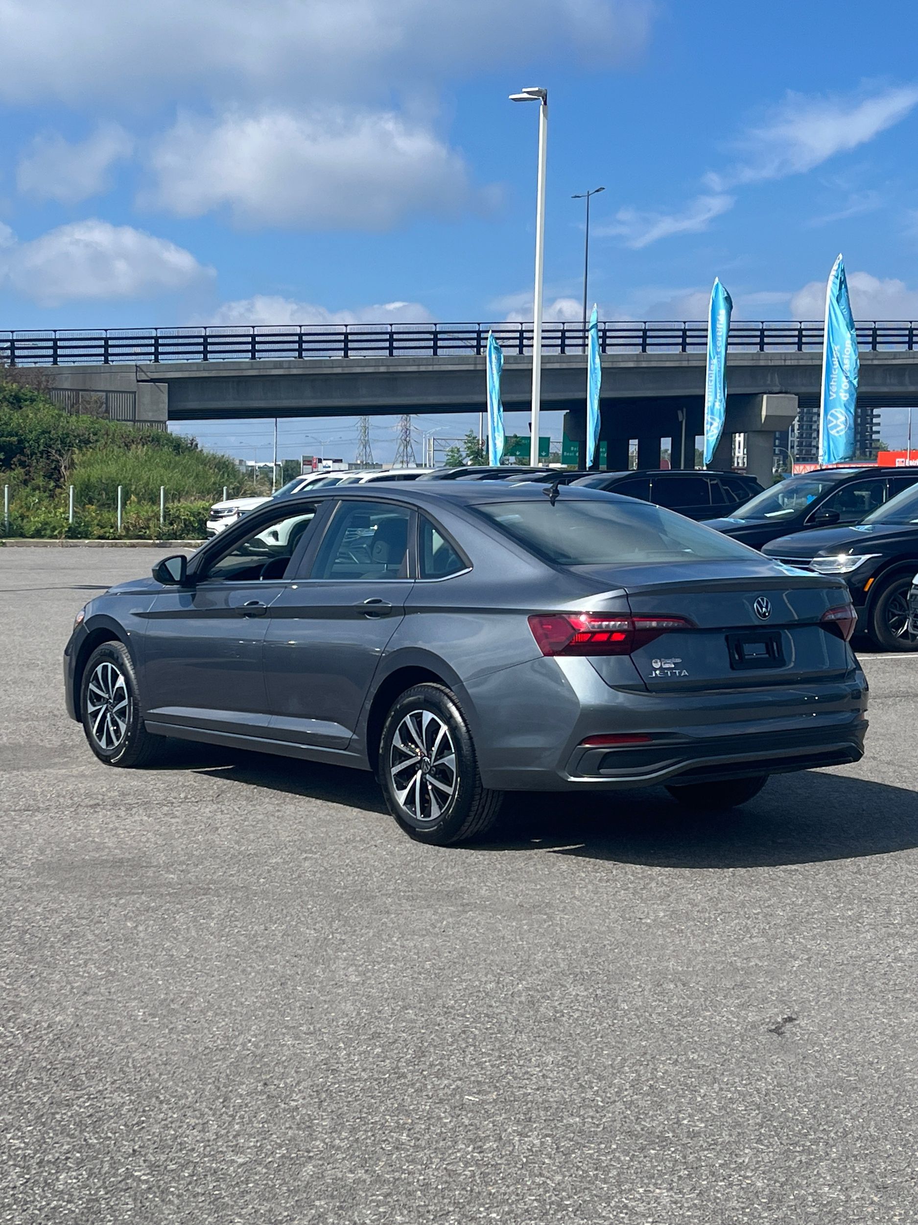 Photo 2022 Volkswagen Jetta Trendline #4