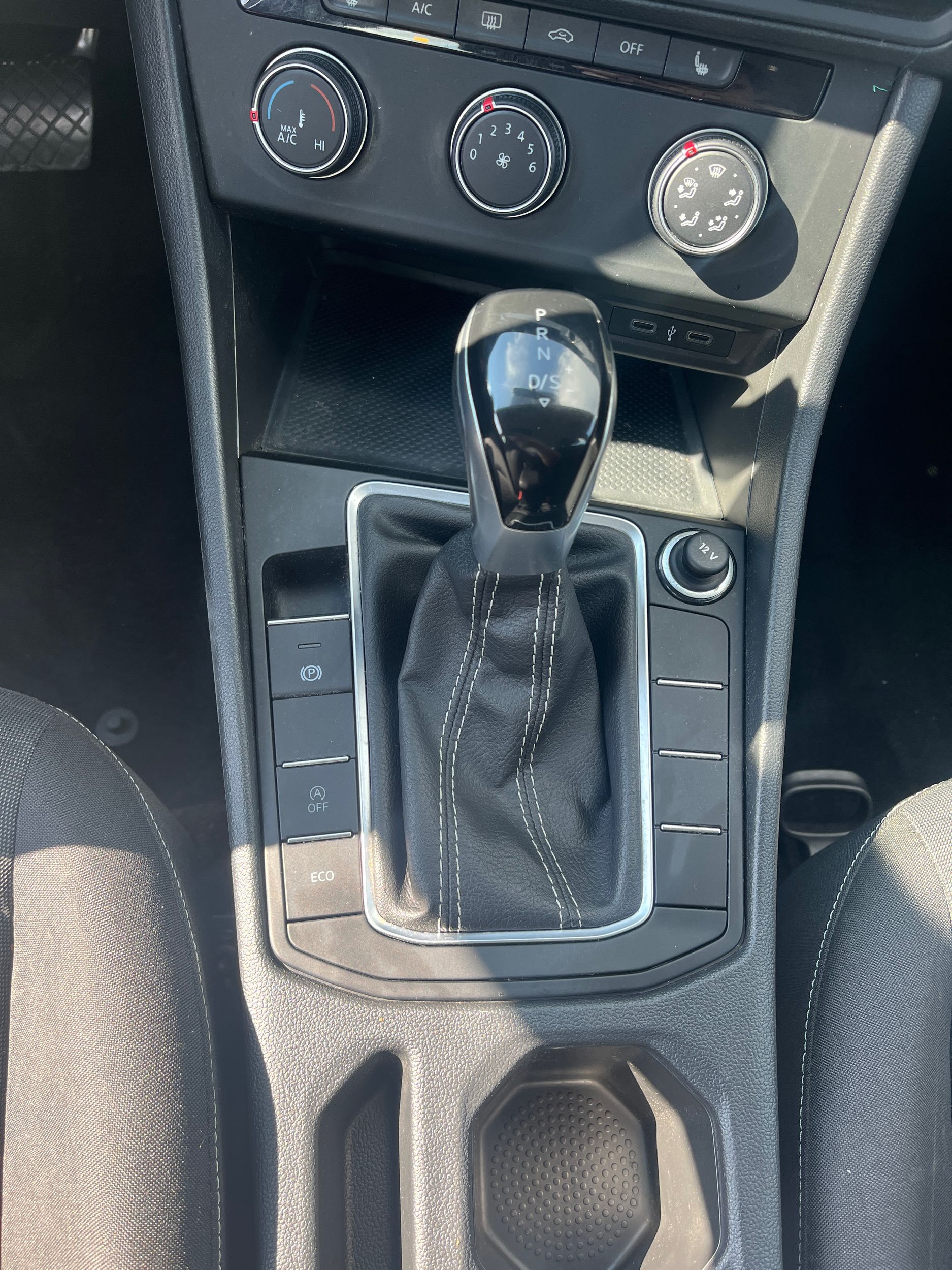 Photo 2022 Volkswagen Jetta Trendline #8