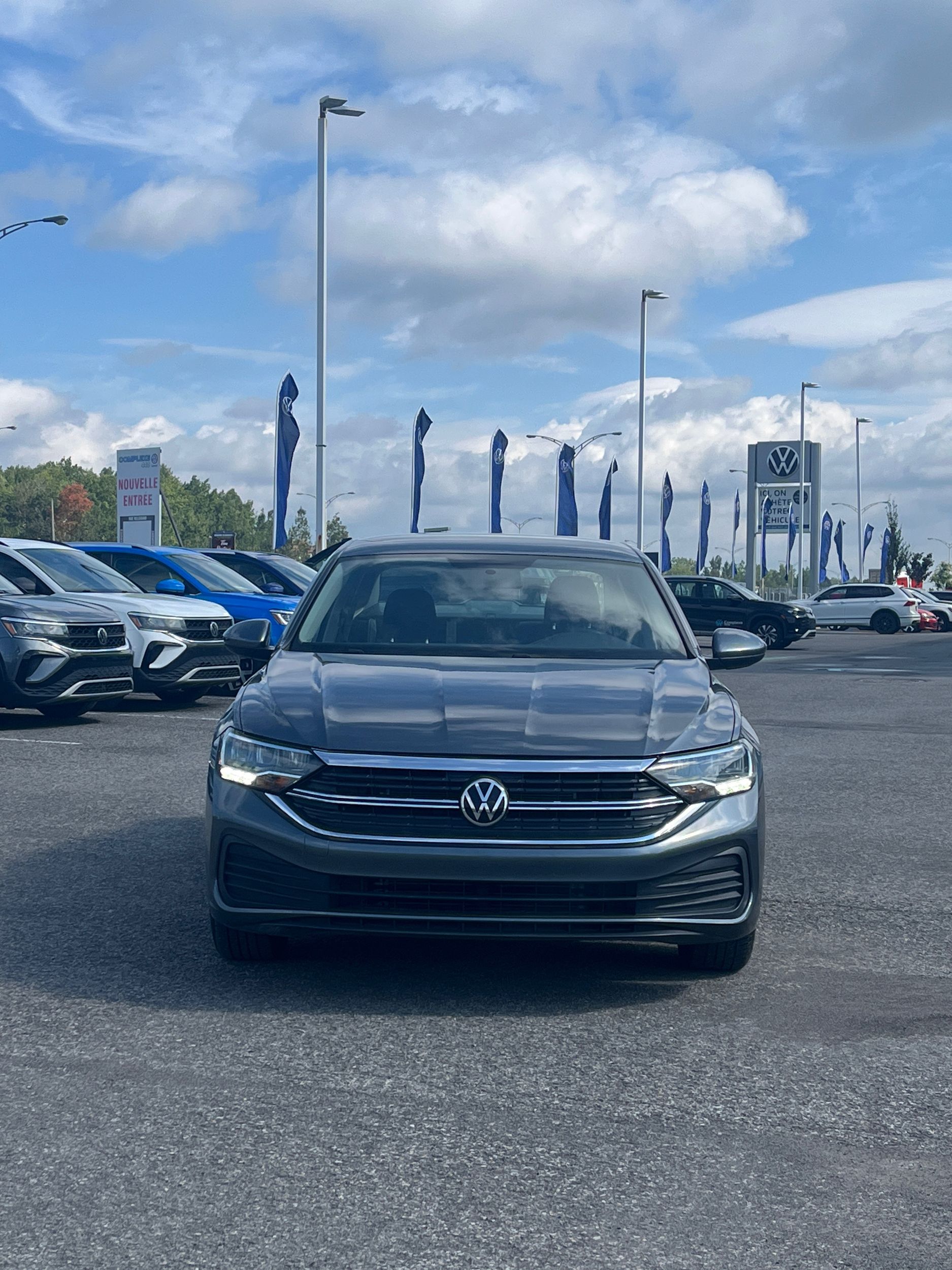 Photo 2022 Volkswagen Jetta Trendline #2