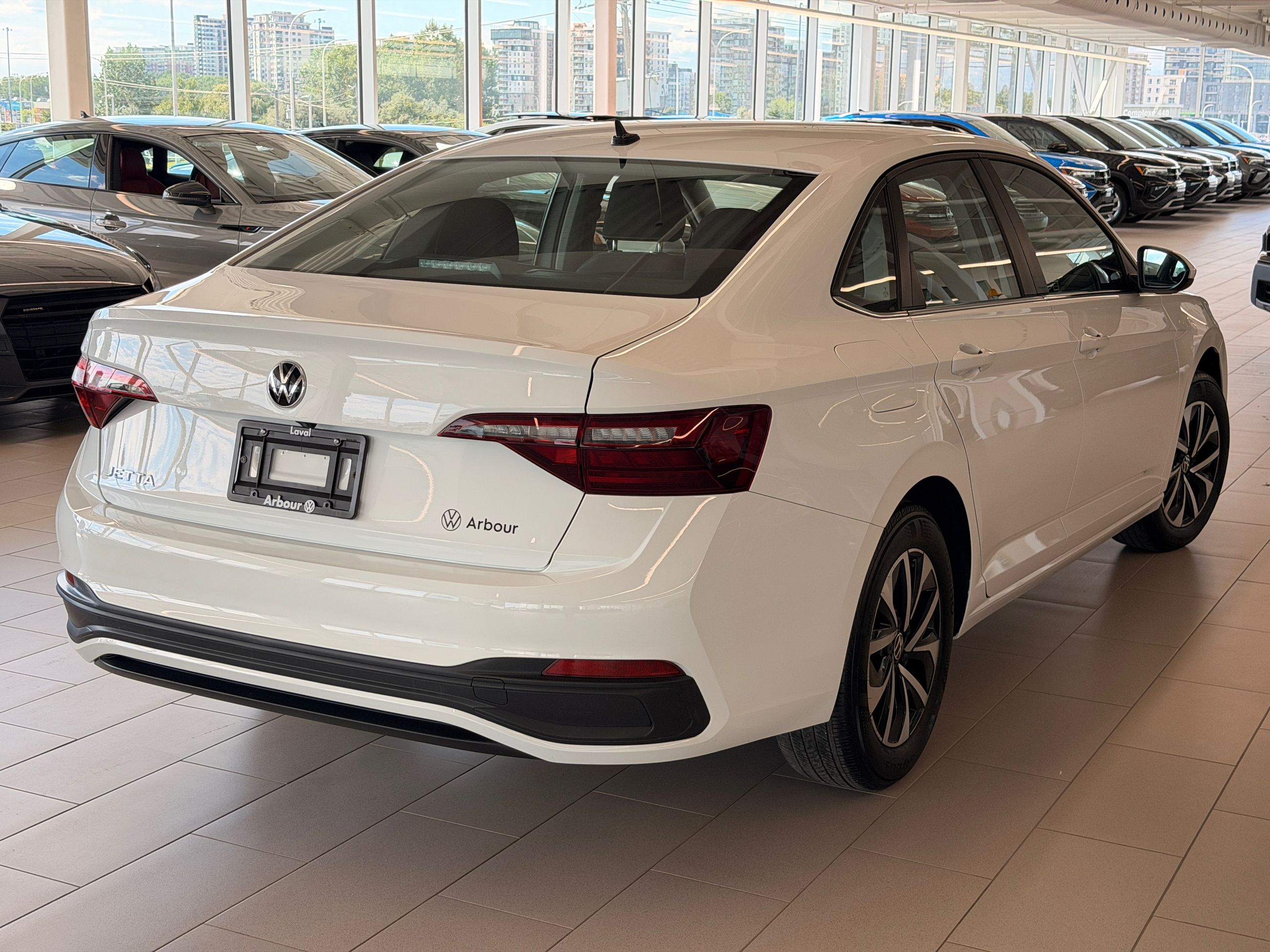 Photo 2023 Volkswagen Jetta Trendline #8