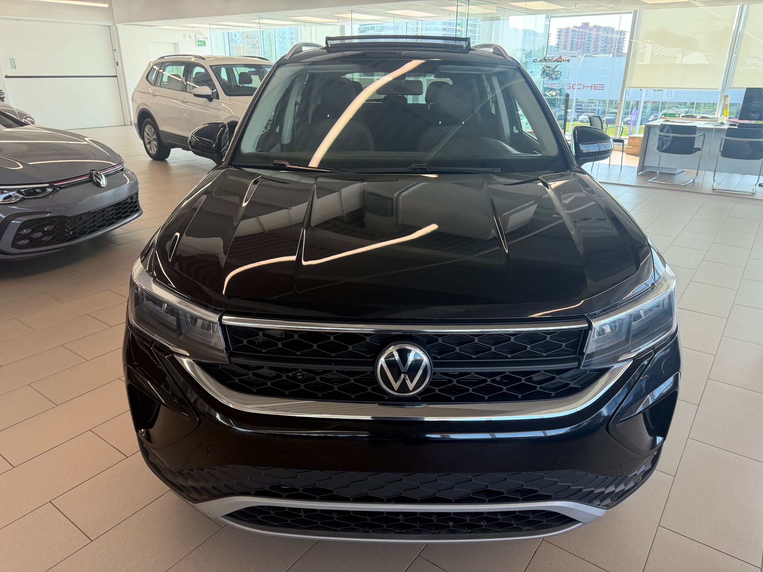 Photo 2022 Volkswagen Taos Comfortline #2