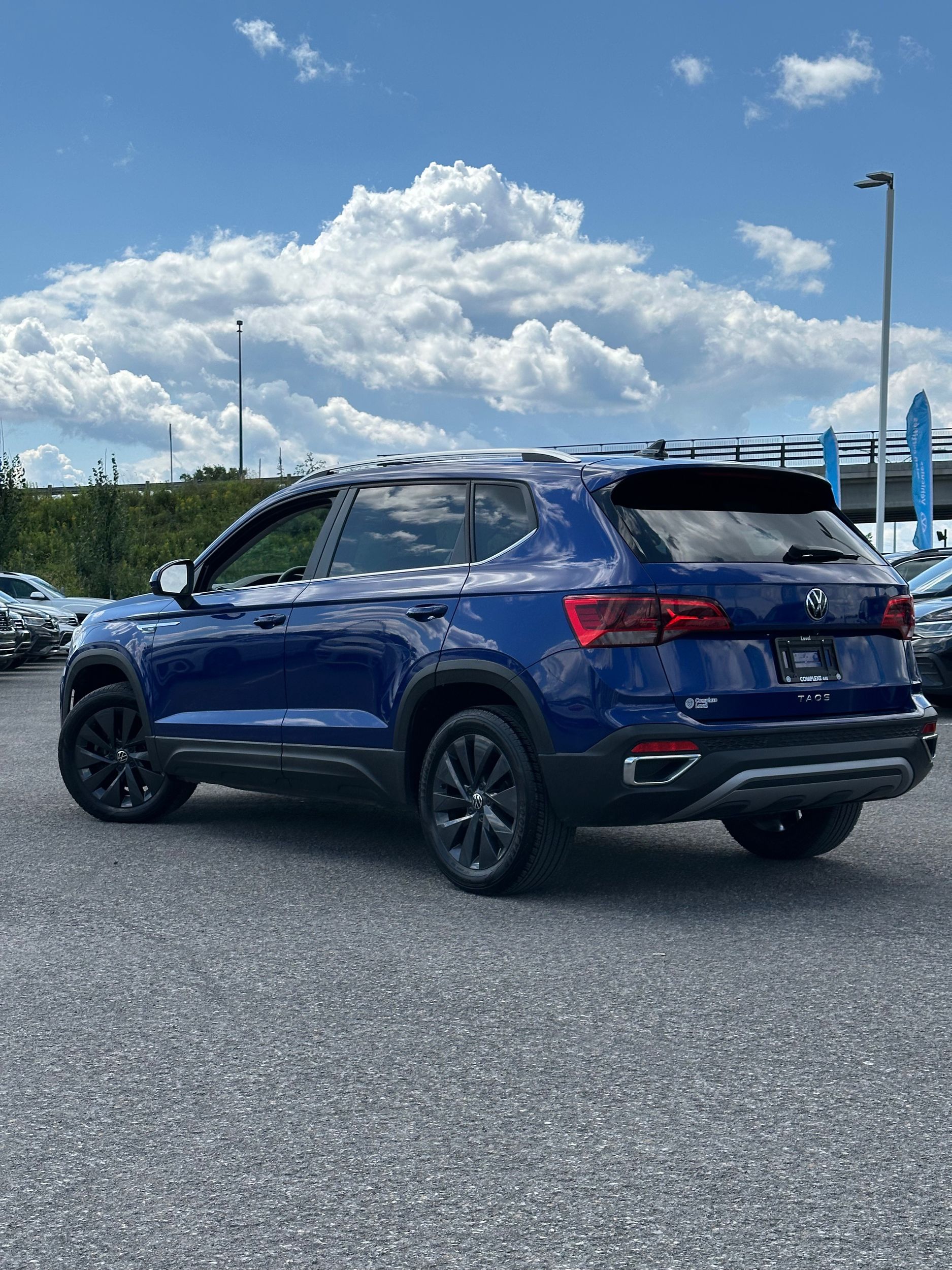 Photo 2023 Volkswagen Taos Comfortline #4