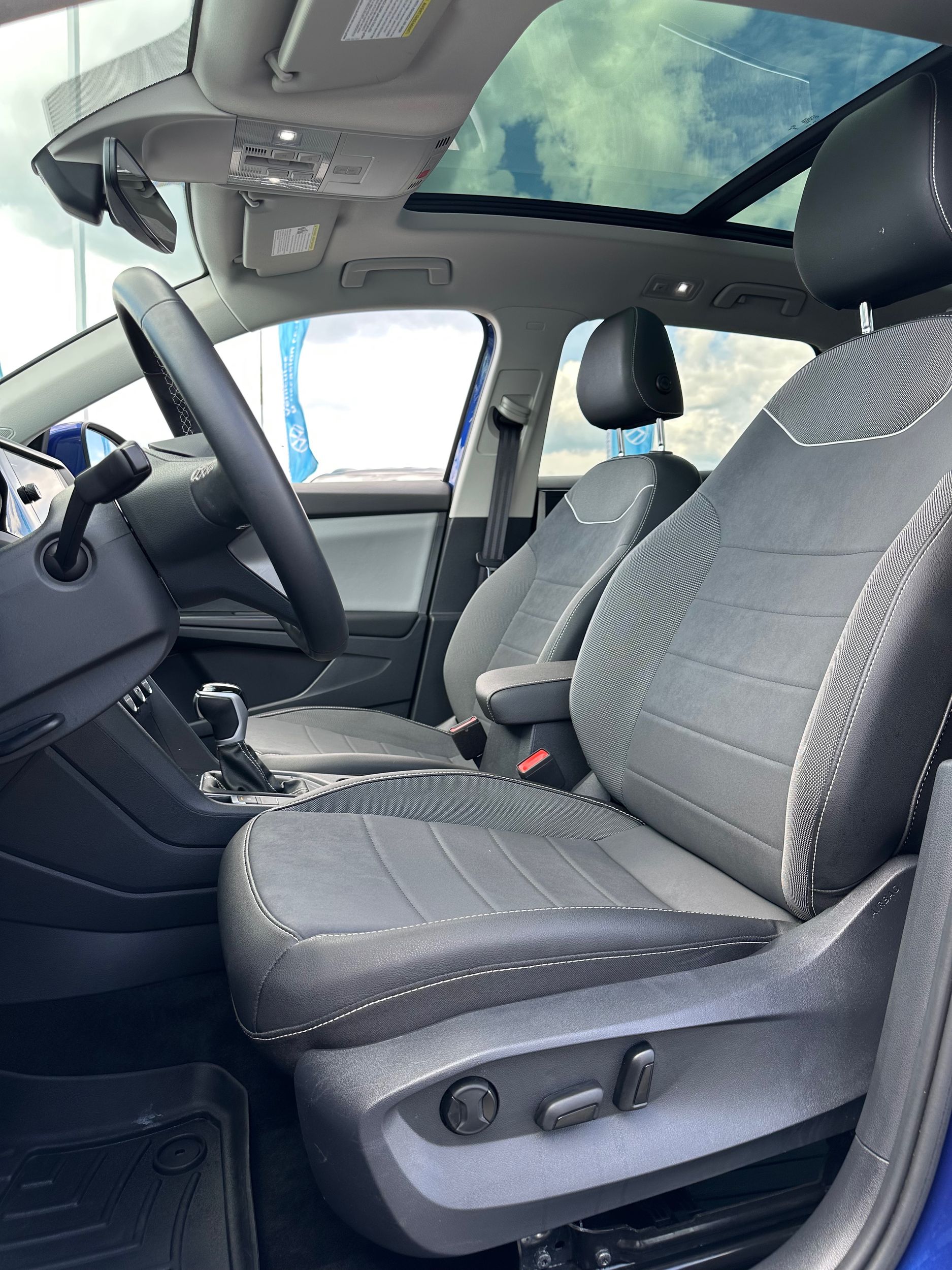 Photo 2023 Volkswagen Taos Comfortline #7