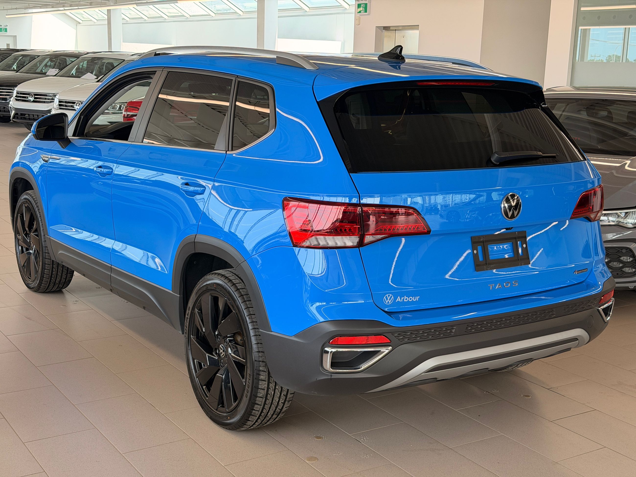 Photo 2024 Volkswagen Taos Comfortline #5