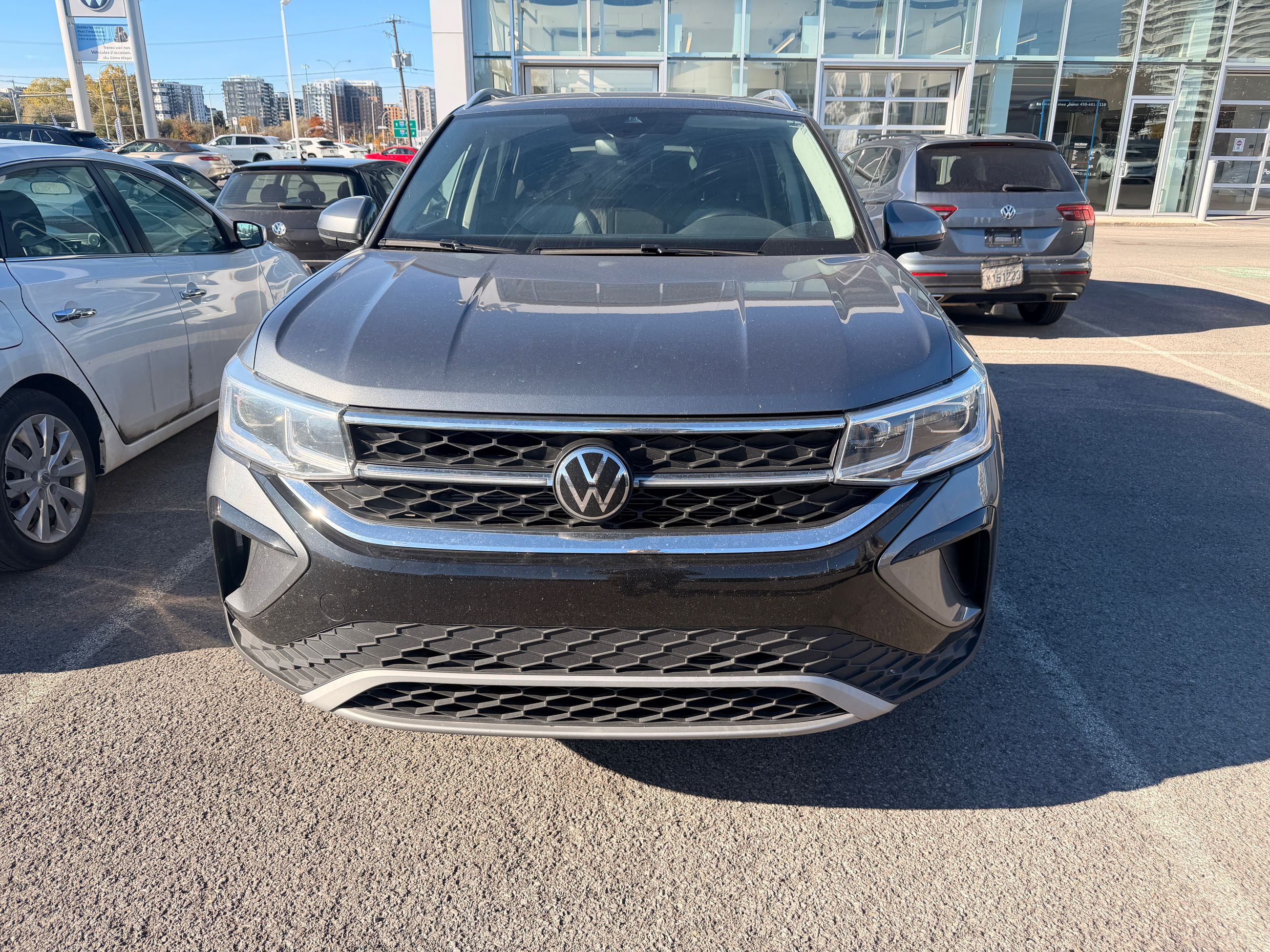 Photo 2024 Volkswagen Taos Highline #3