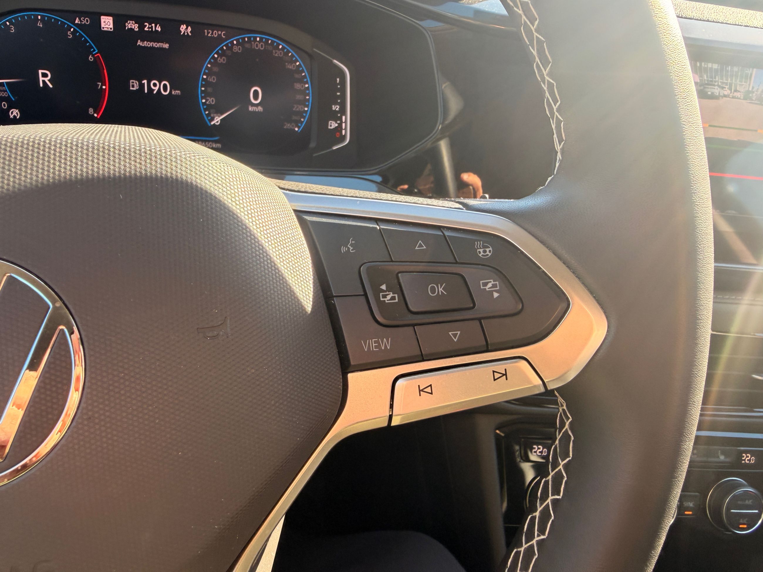 Photo 2024 Volkswagen Taos Highline #7