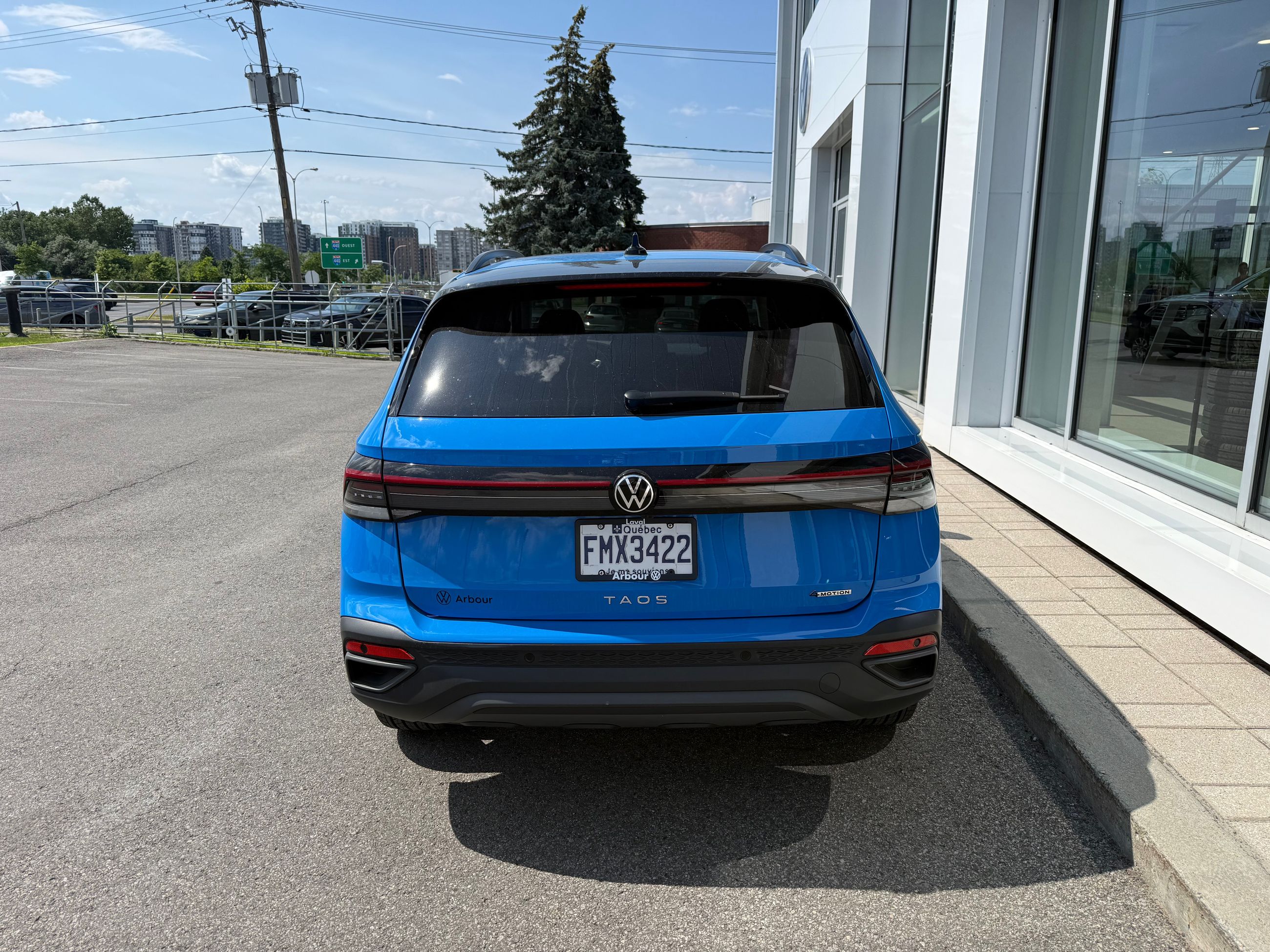 Photo 2026 Volkswagen Taos Comfortline Black Edition 4MOTION #4