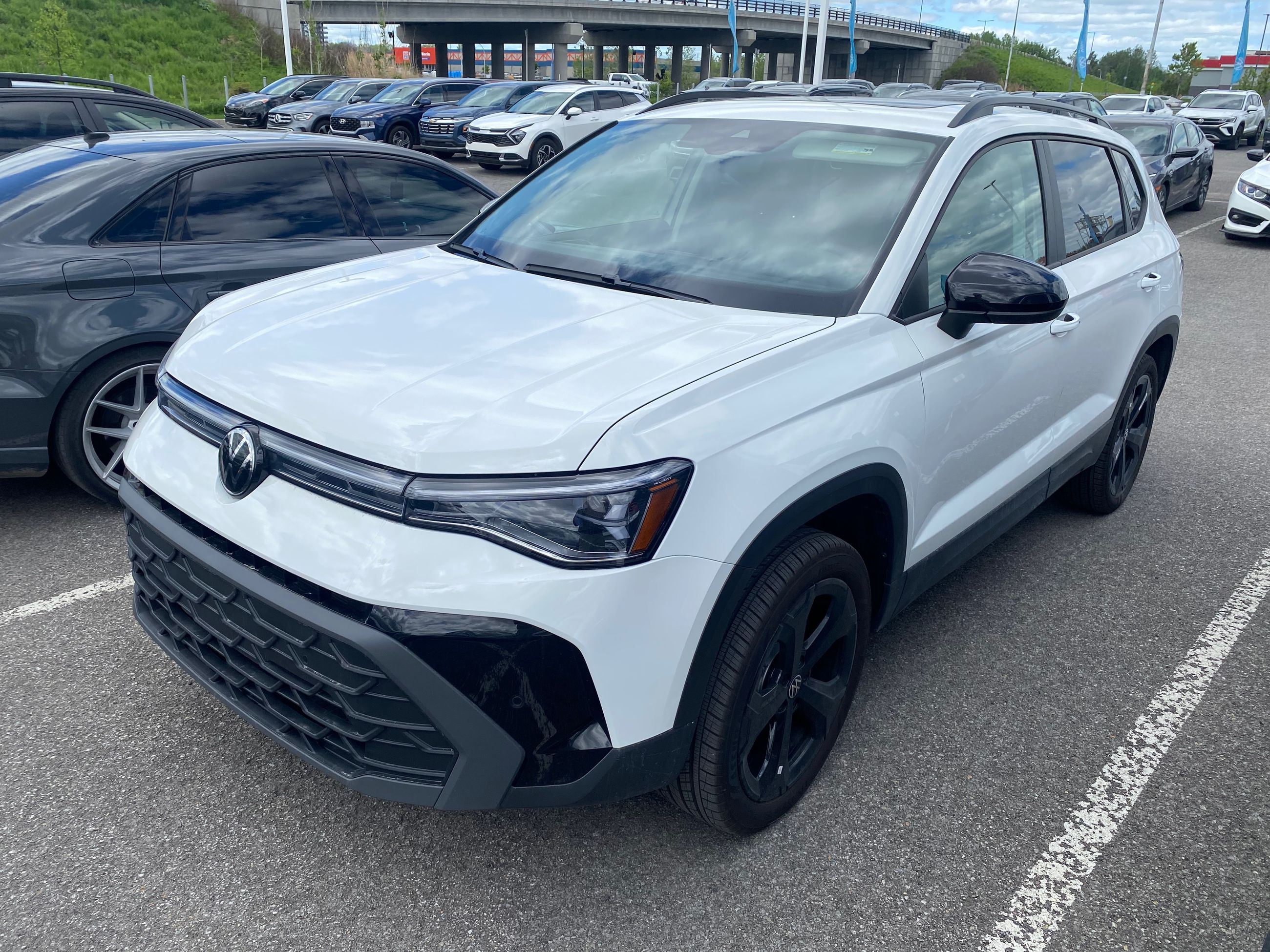 2026 Volkswagen Taos Comfortline Black Edition