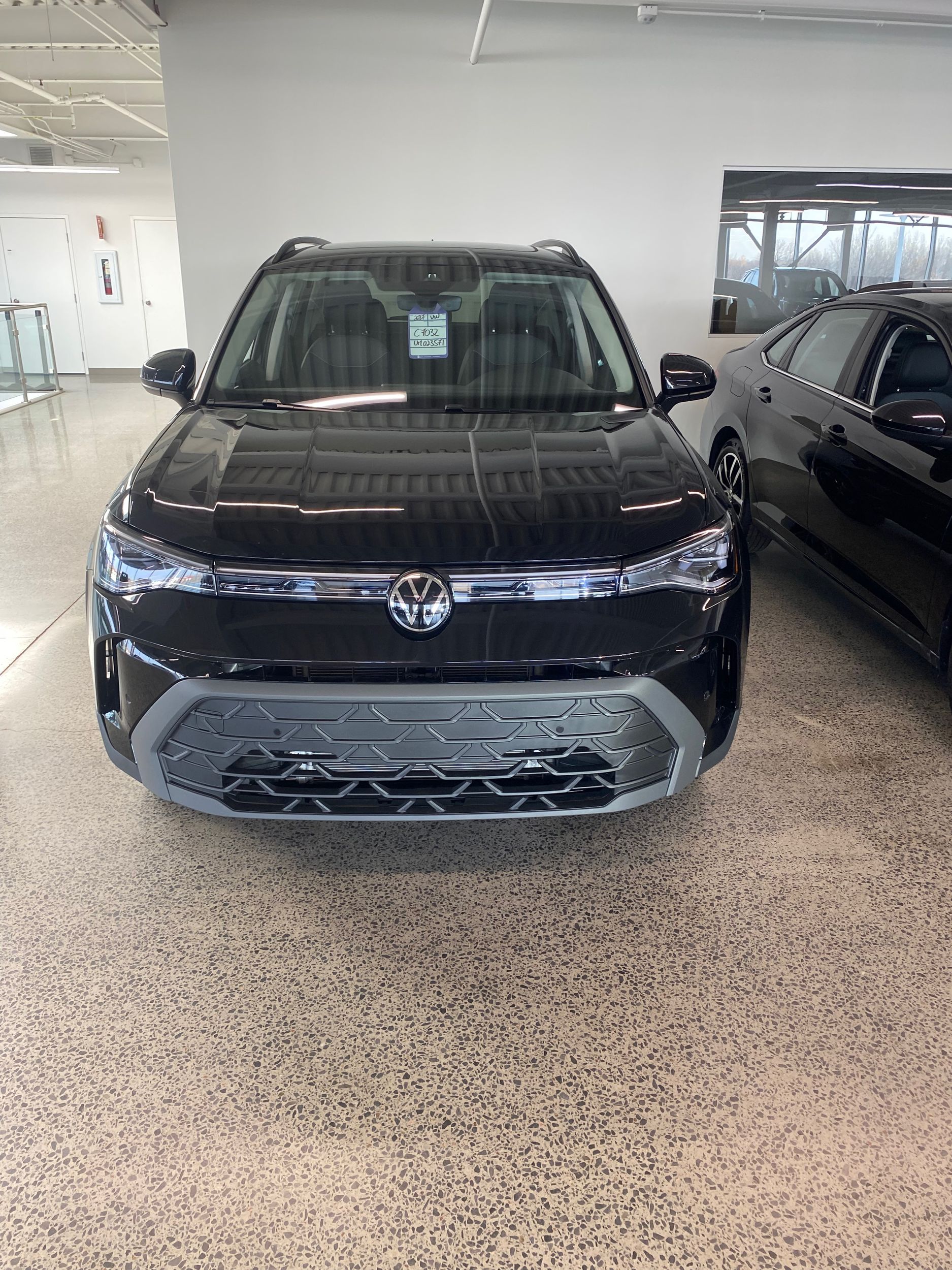 Photo 2026 Volkswagen Taos Comfortline Black Edition #3