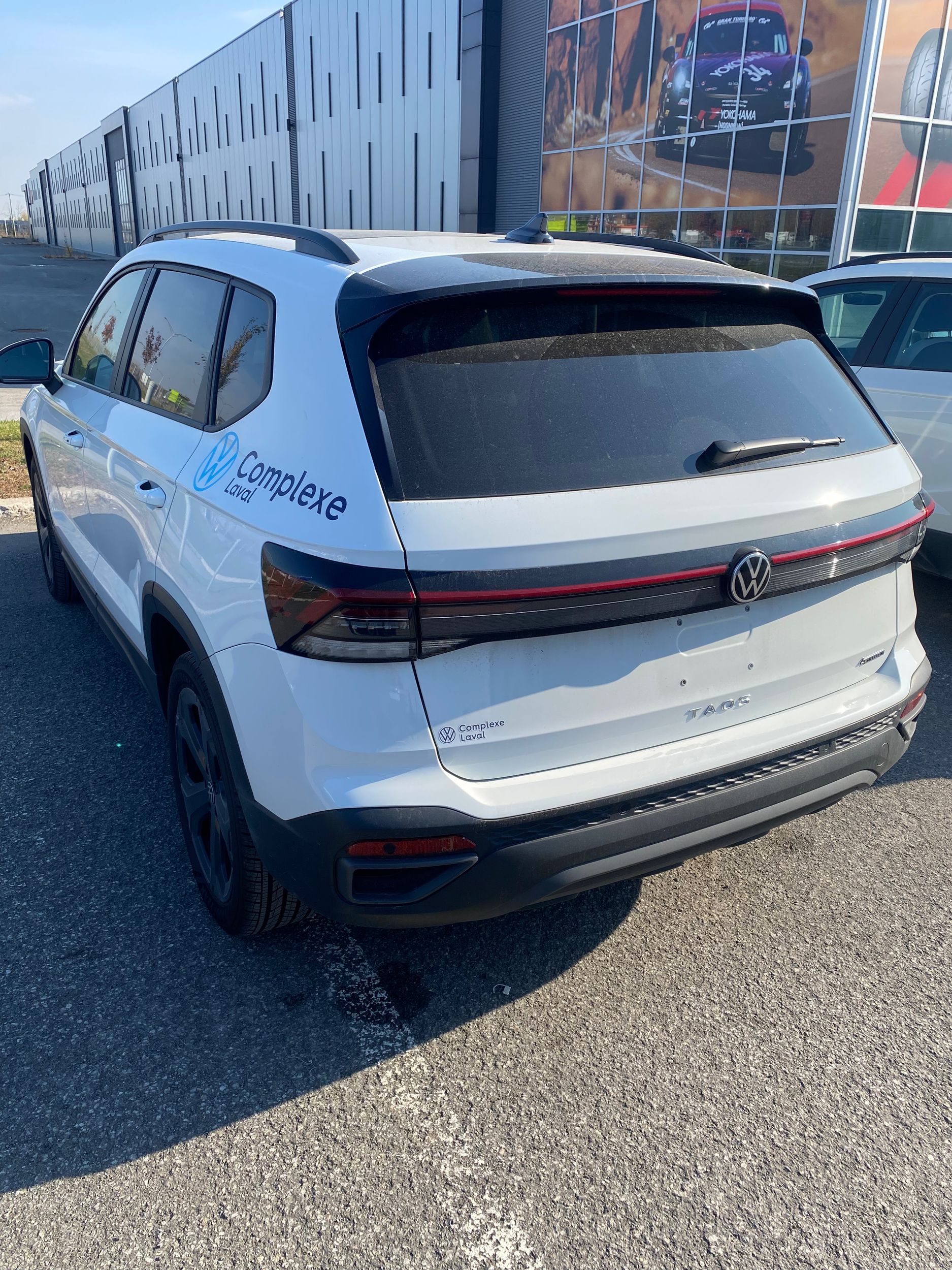 Photo 2026 Volkswagen Taos Comfortline Black Edition #4