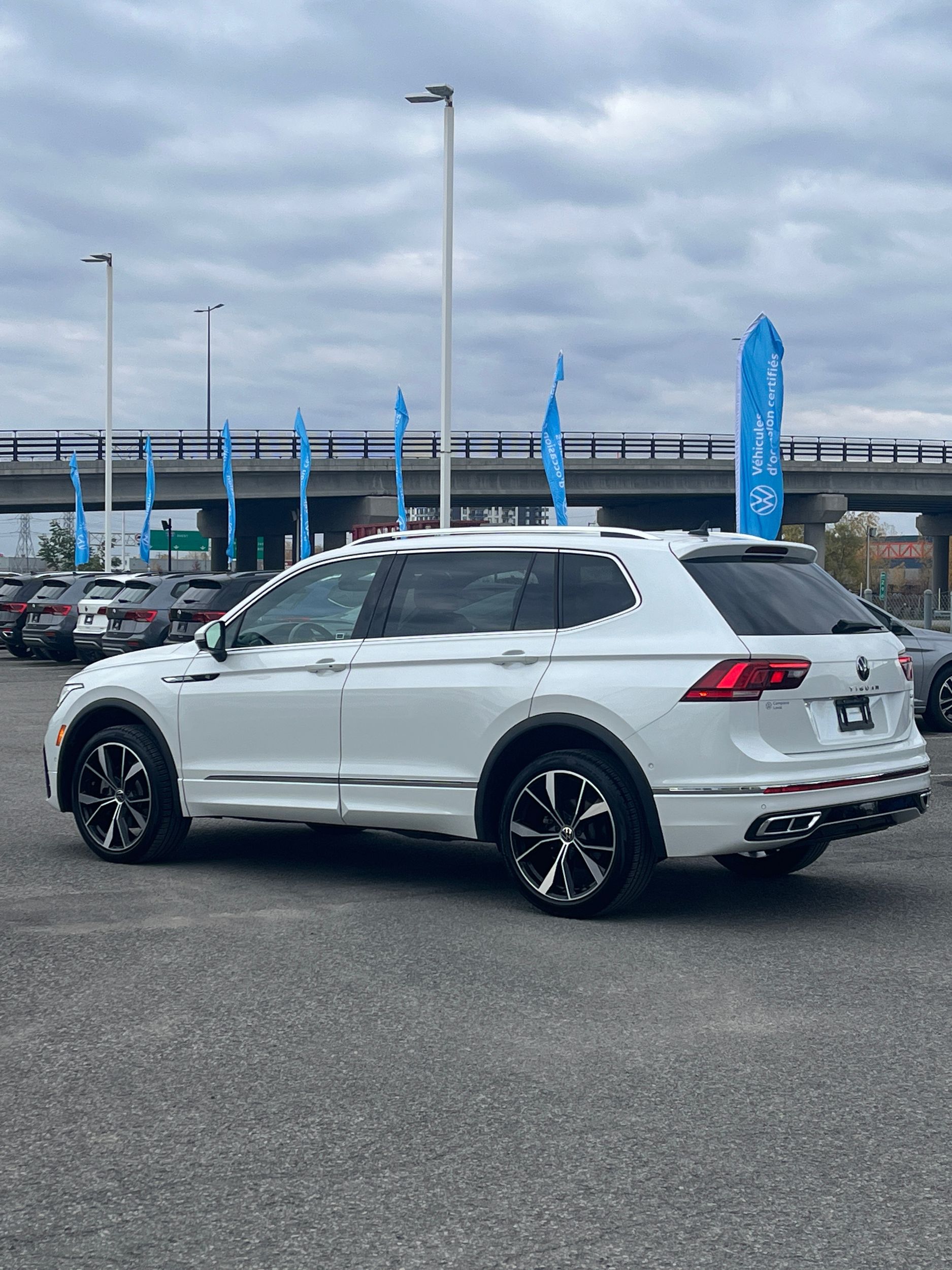 Photo Volkswagen Tiguan Highline R-Line 2024 #4