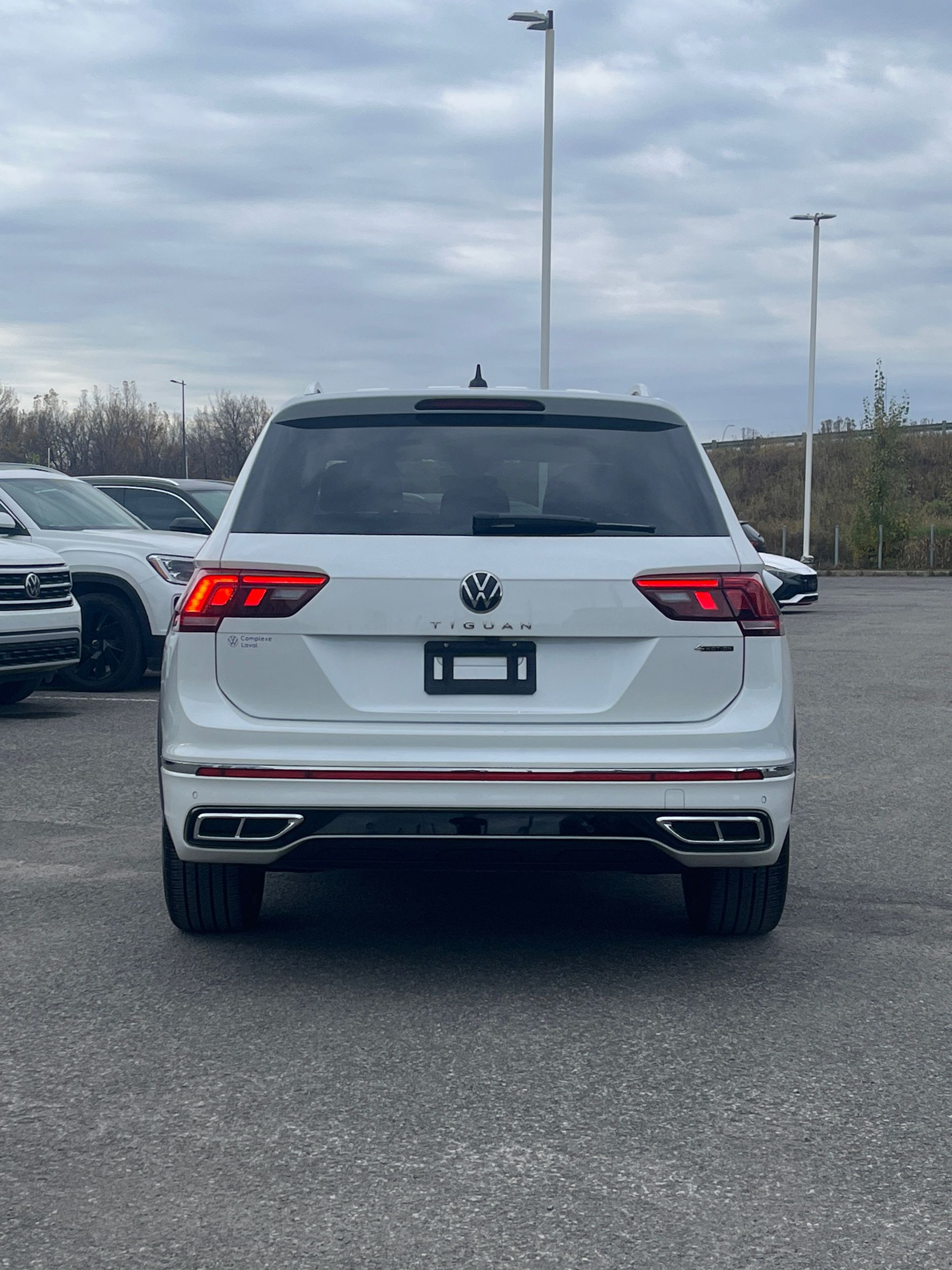 Photo Volkswagen Tiguan Highline R-Line 2024 #5