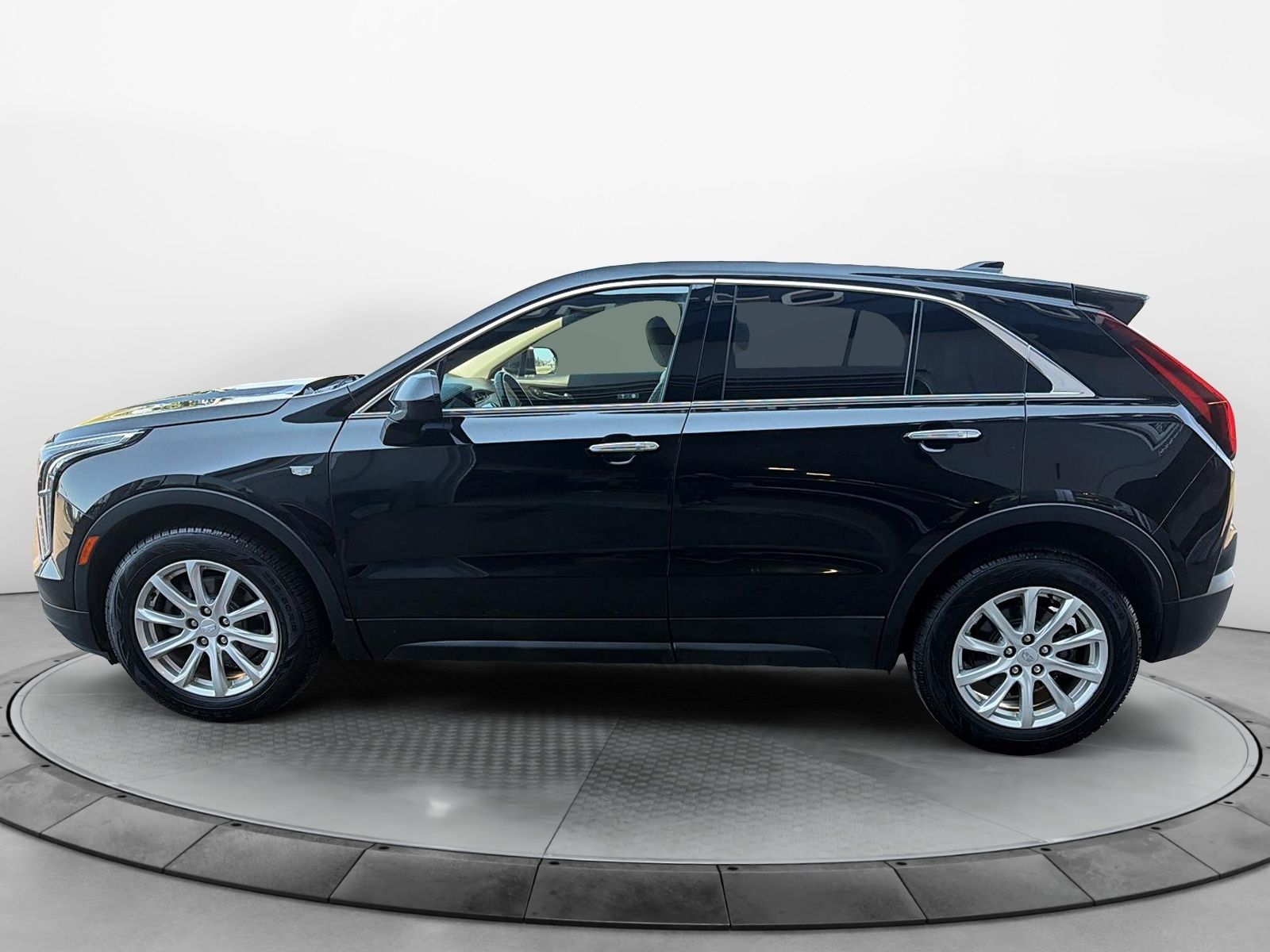 Cadillac XT4 AWD Luxury 2019 — photo 5
