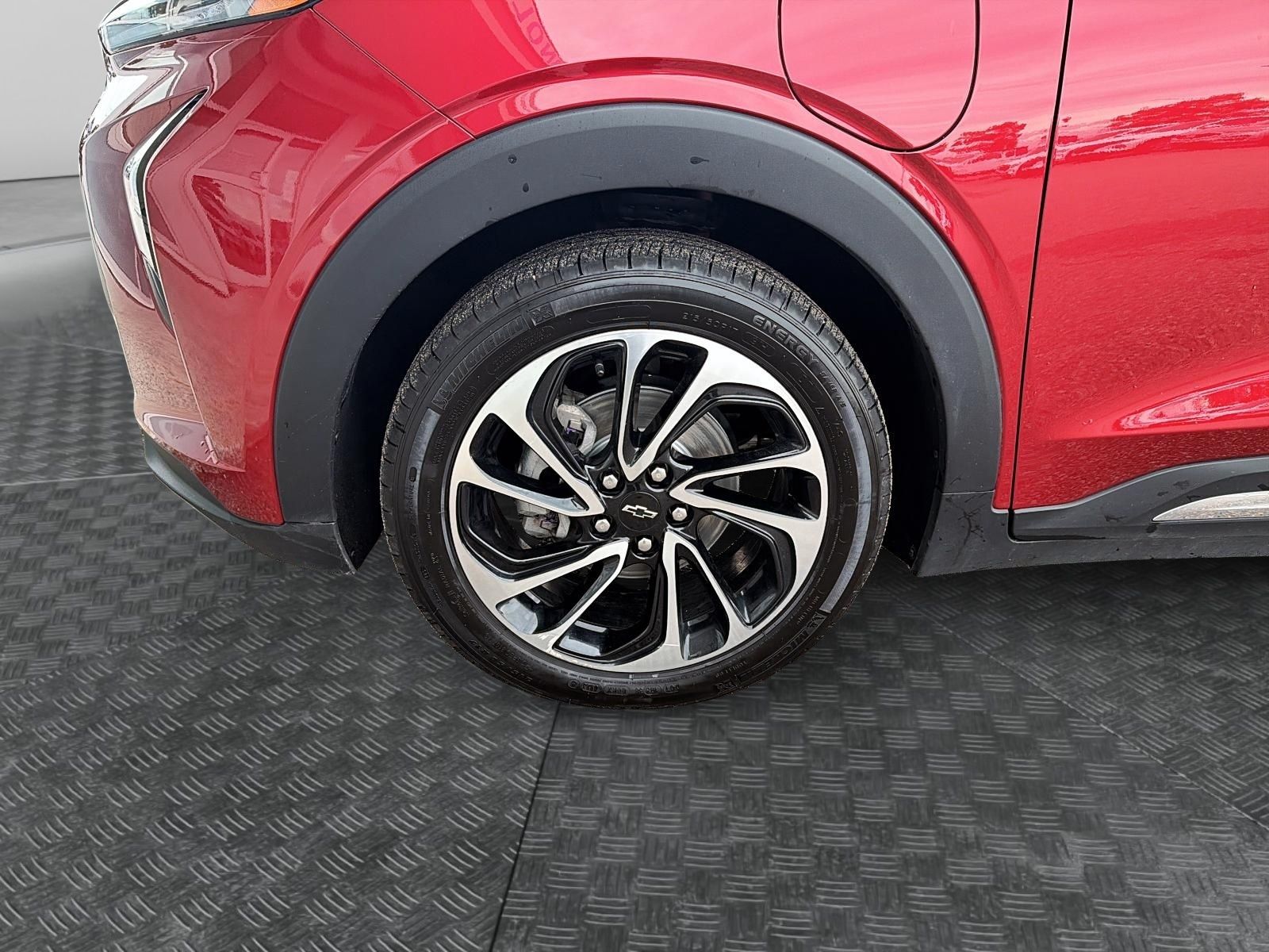 Chevrolet Bolt EUV Premier 2023 — photo 7