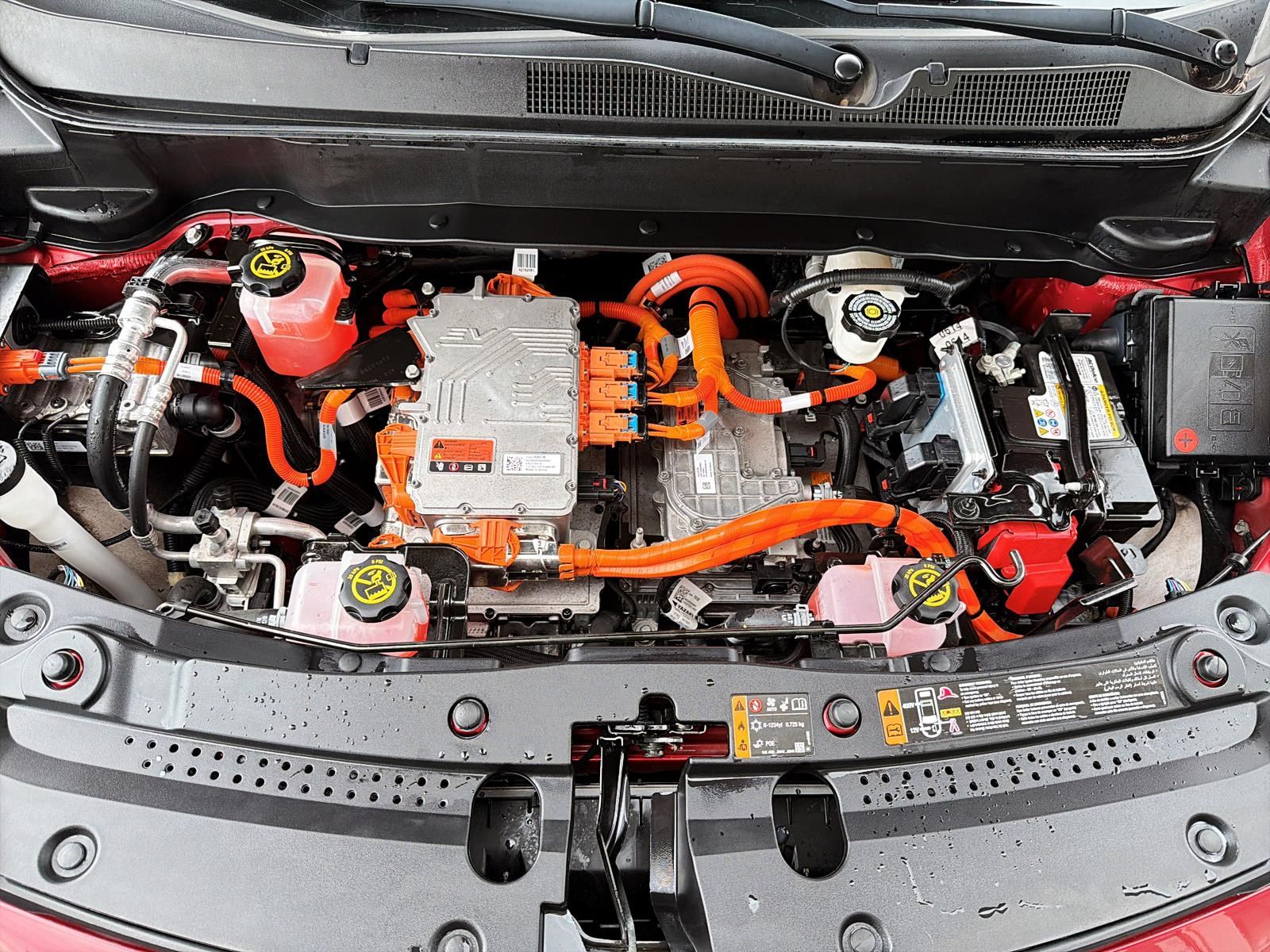 Chevrolet Bolt EUV Premier 2023 — photo 8
