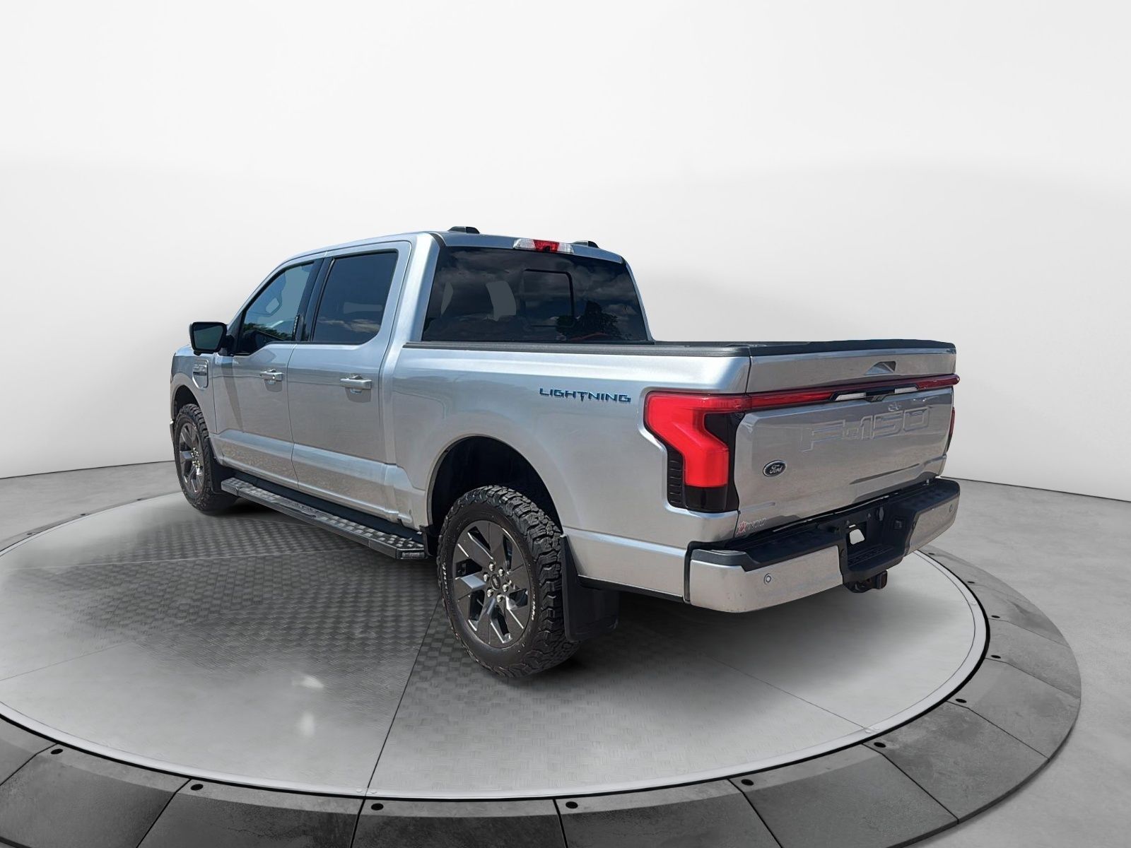 Ford F-150 Lightning 2023 — photo 4