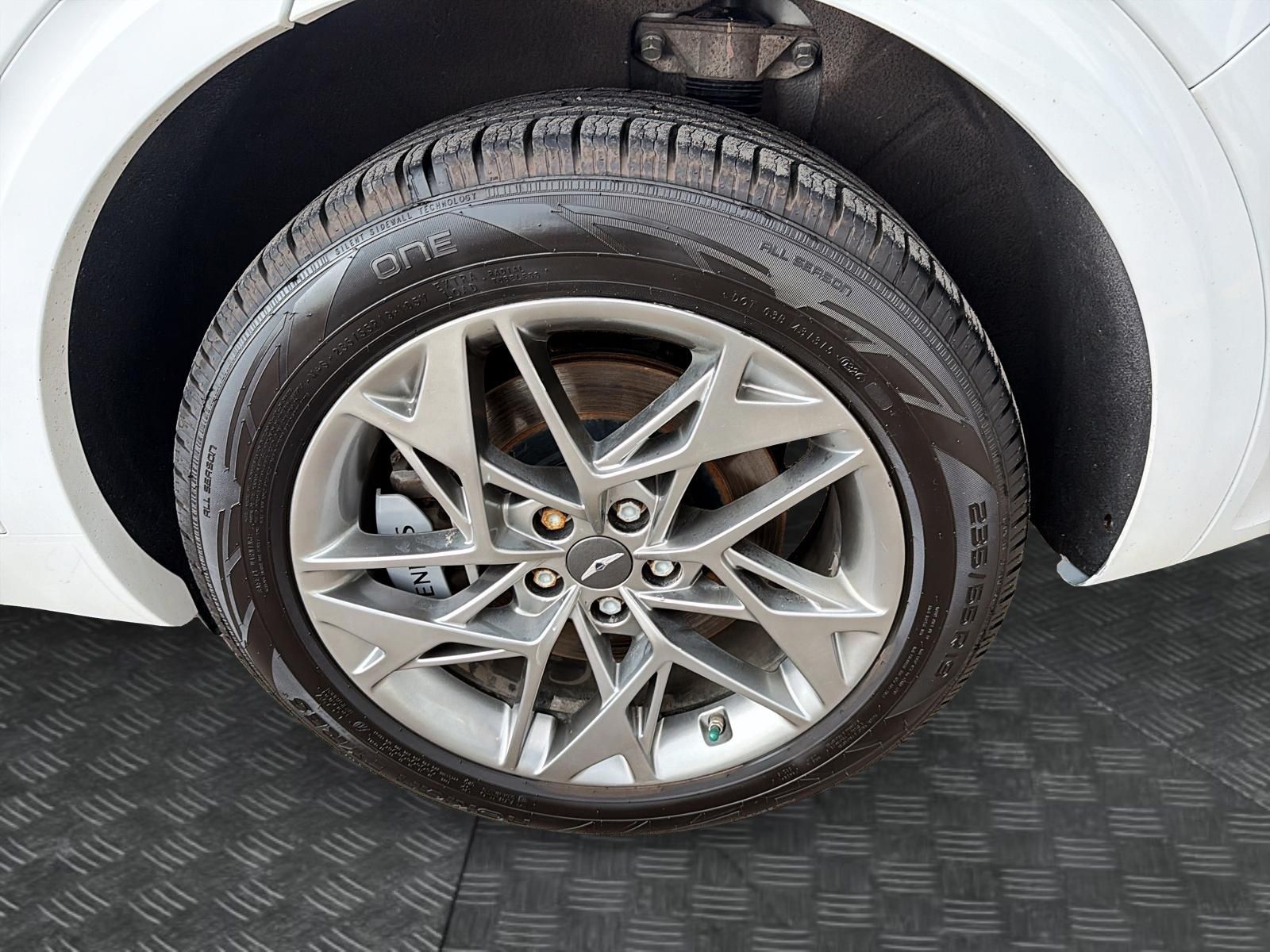GENESIS GV70 2.5T Advanced 2023 — photo 7