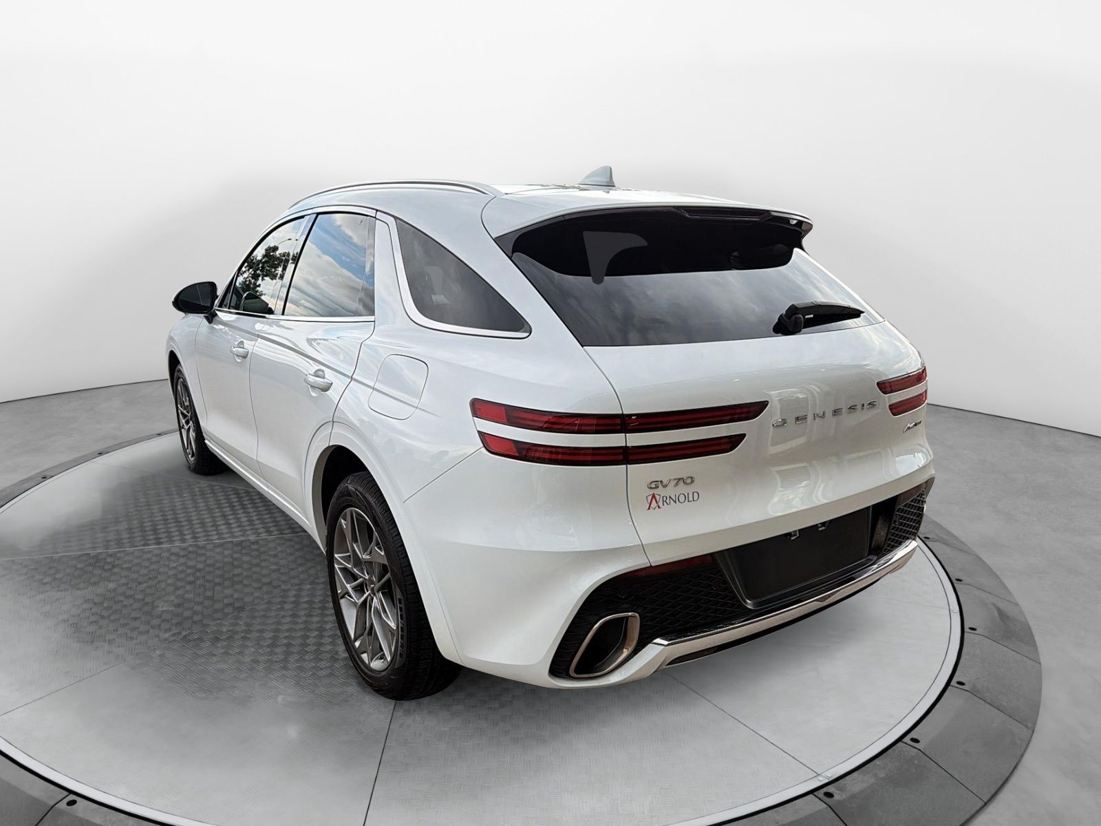 GENESIS GV70 2.5T Advanced 2023 — photo 4