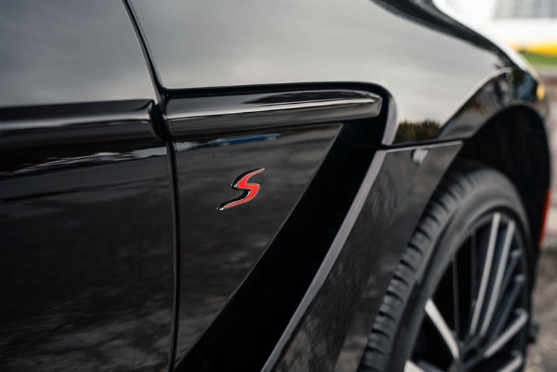 2026 Aston Martin DBX S