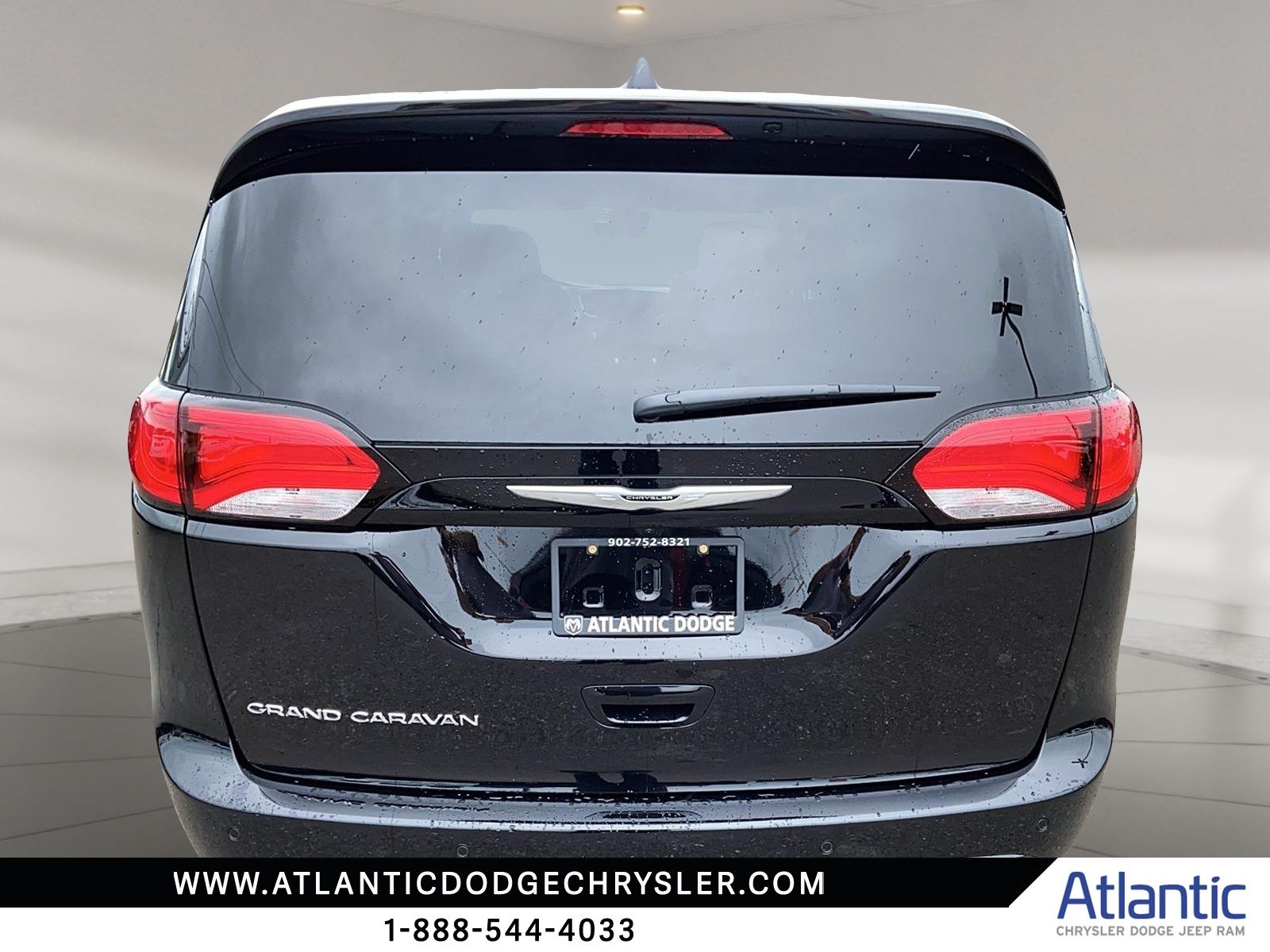Photo Chrysler Grand Caravan SXT 2027 #3