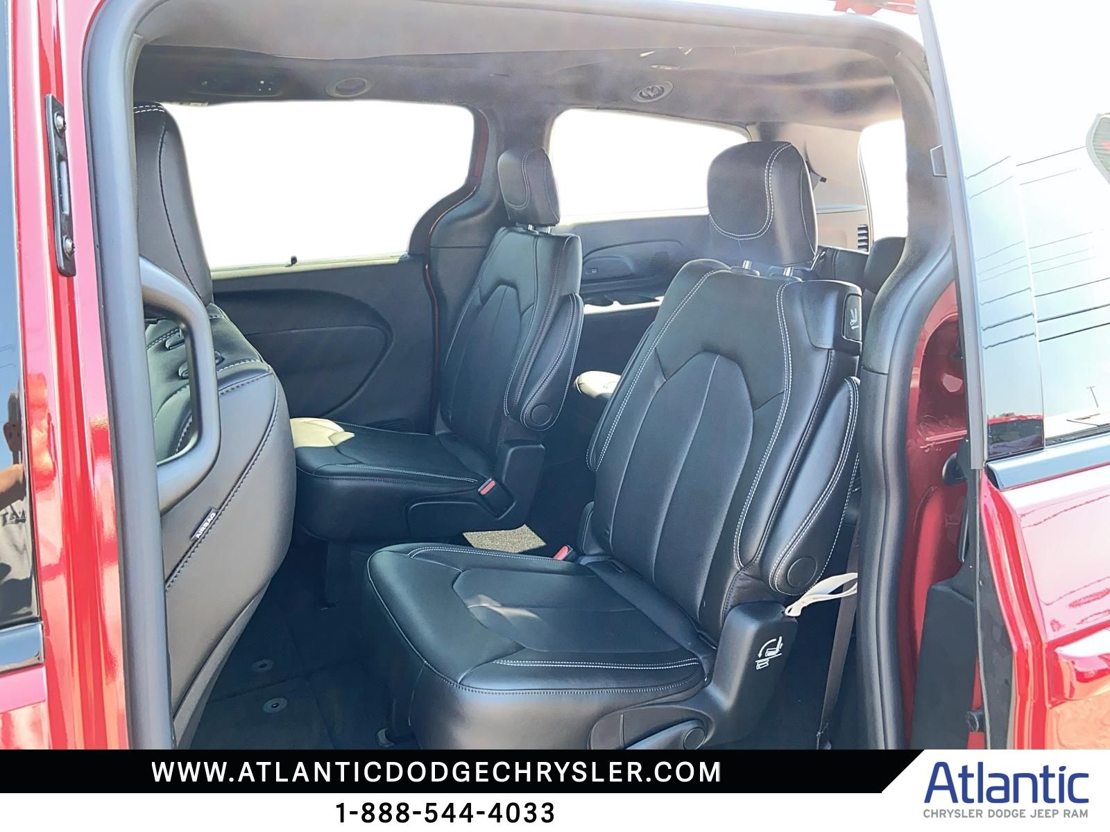 Photo 2027 Chrysler Pacifica SELECT AWD #8