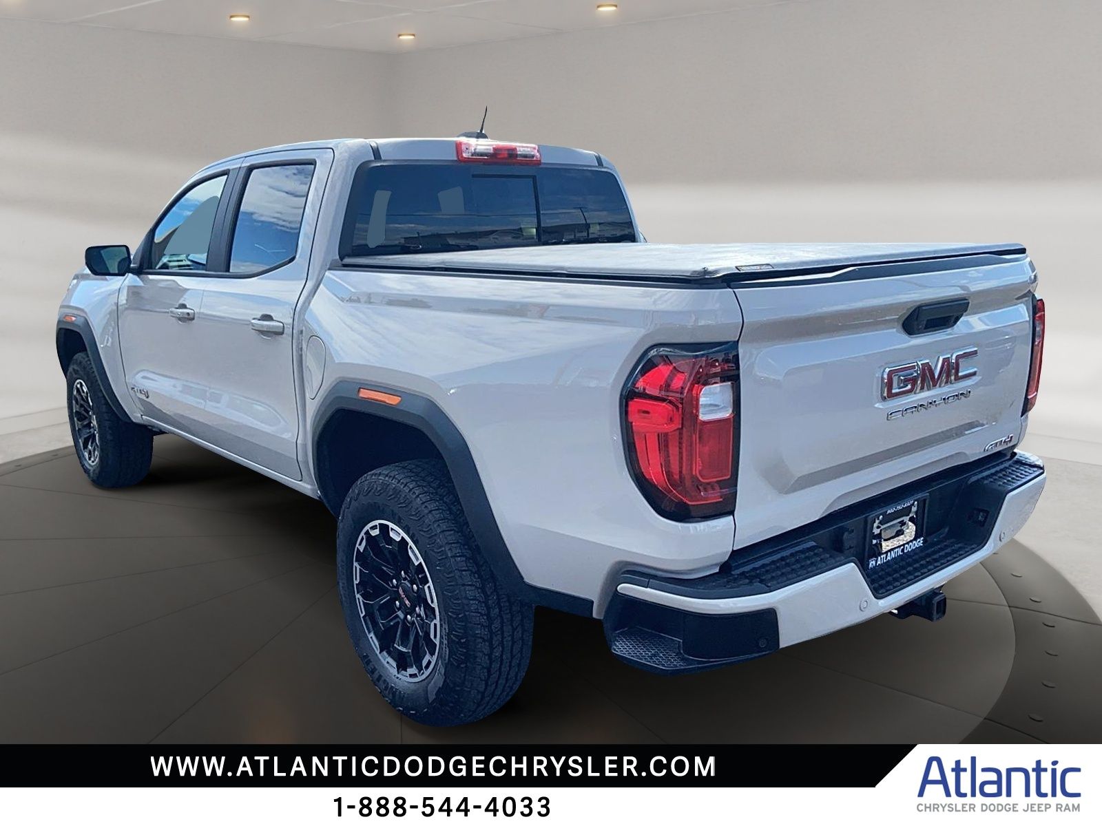 Photo 2026 GMC Canyon AT4 #4